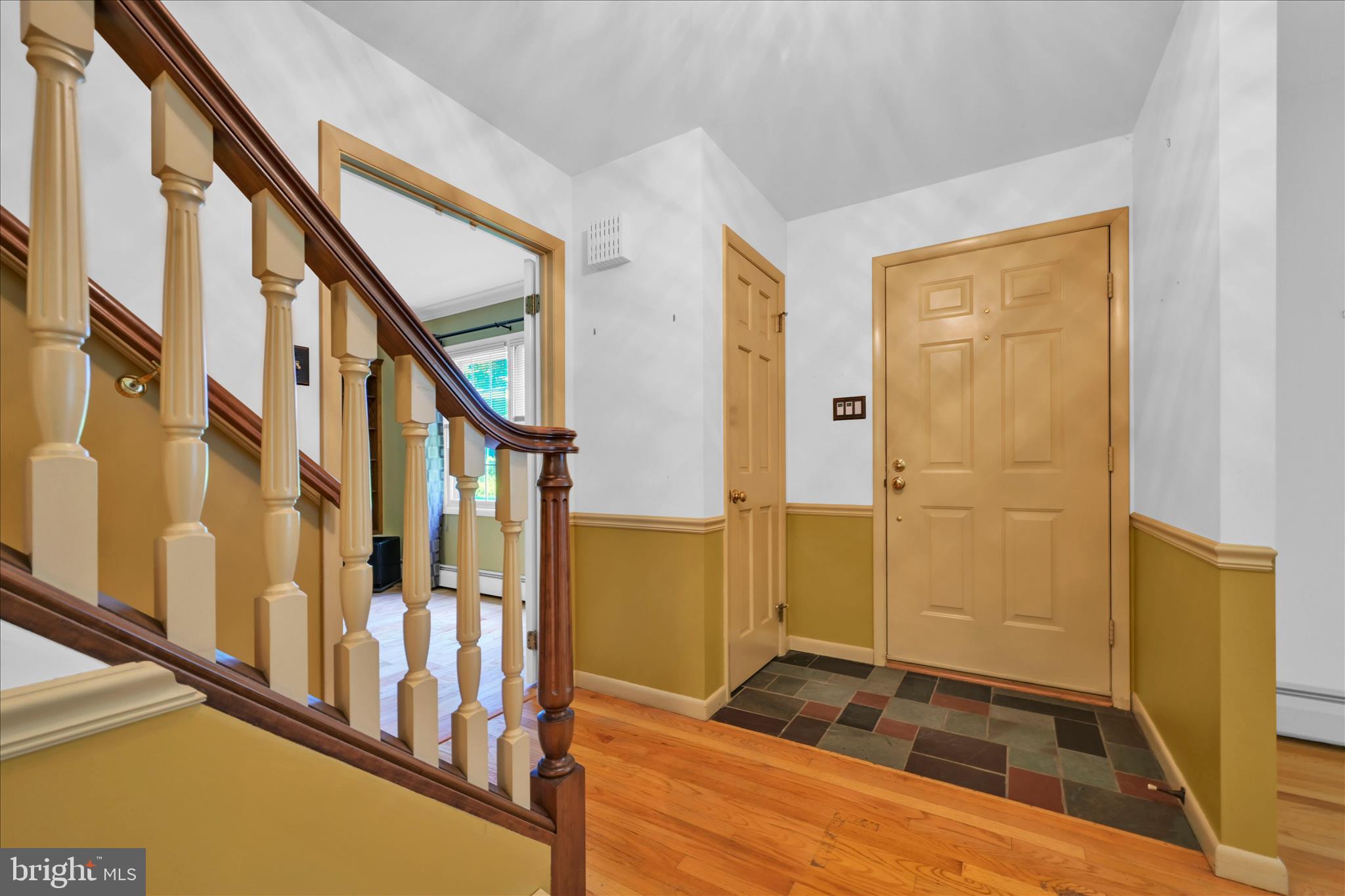 FOREST HILLS - Residential