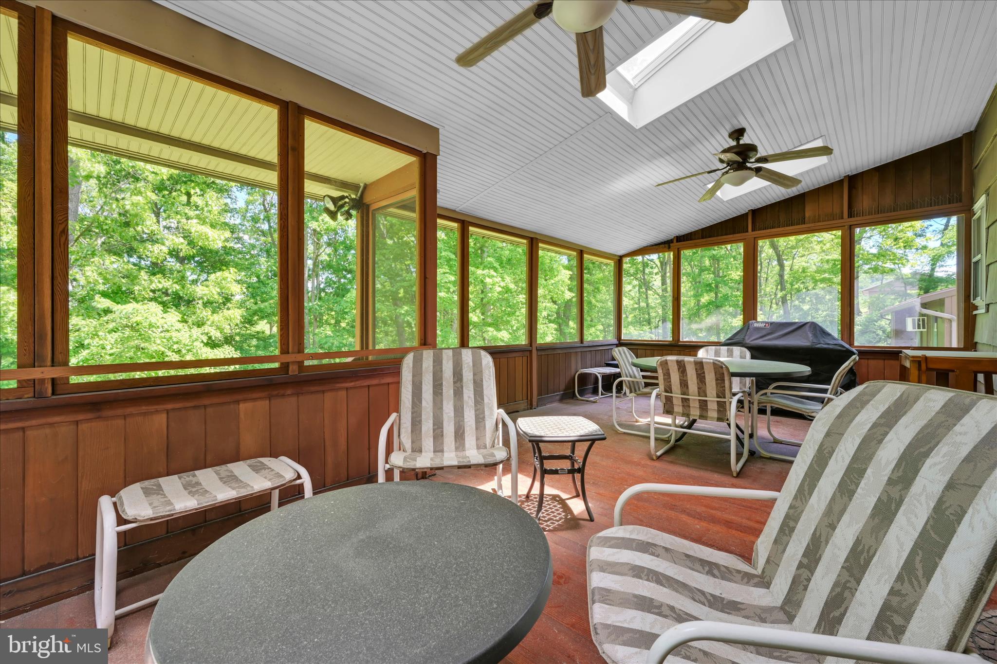 FOREST HILLS - Residential
