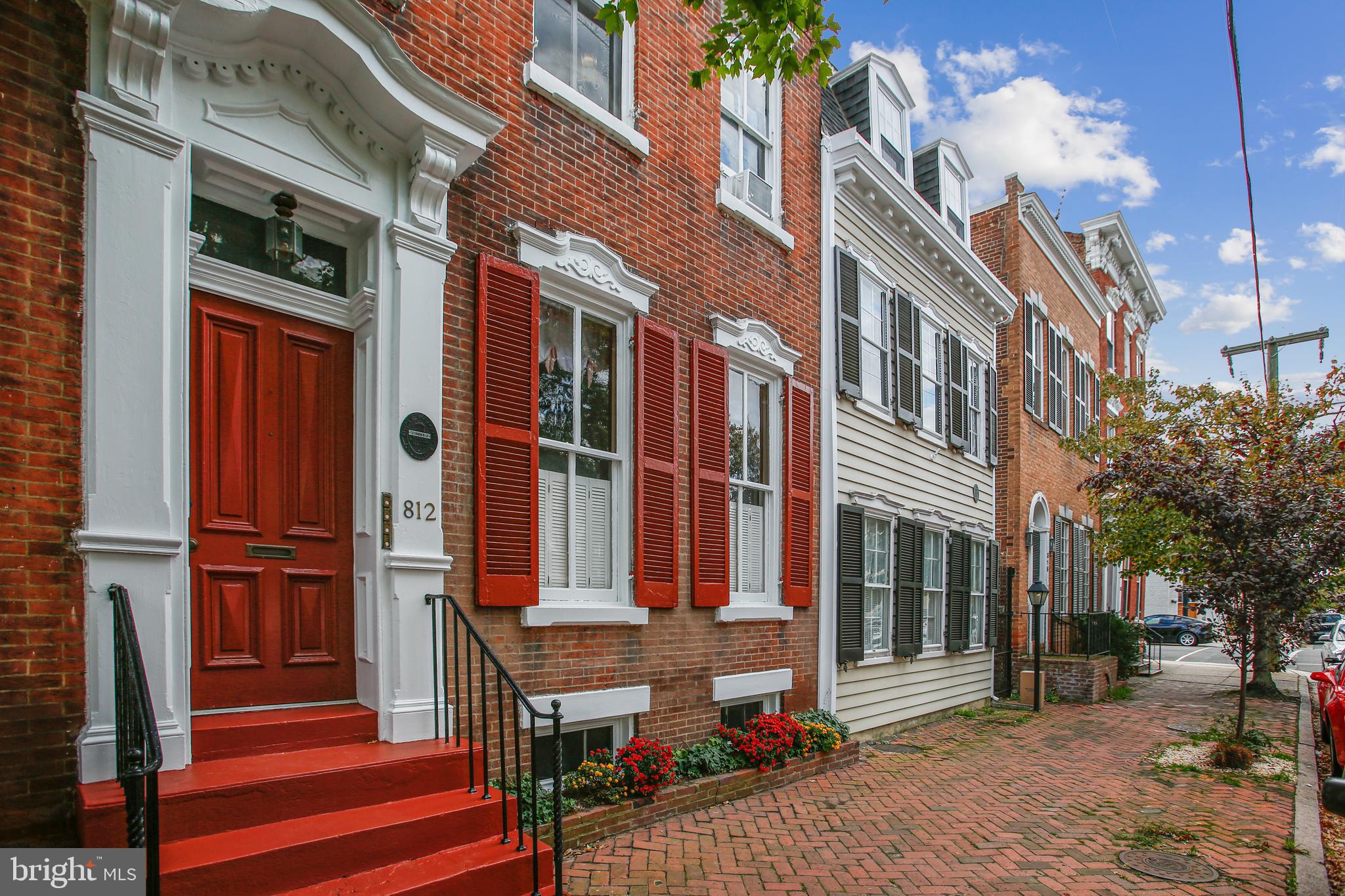 OLD TOWN - Residential Income