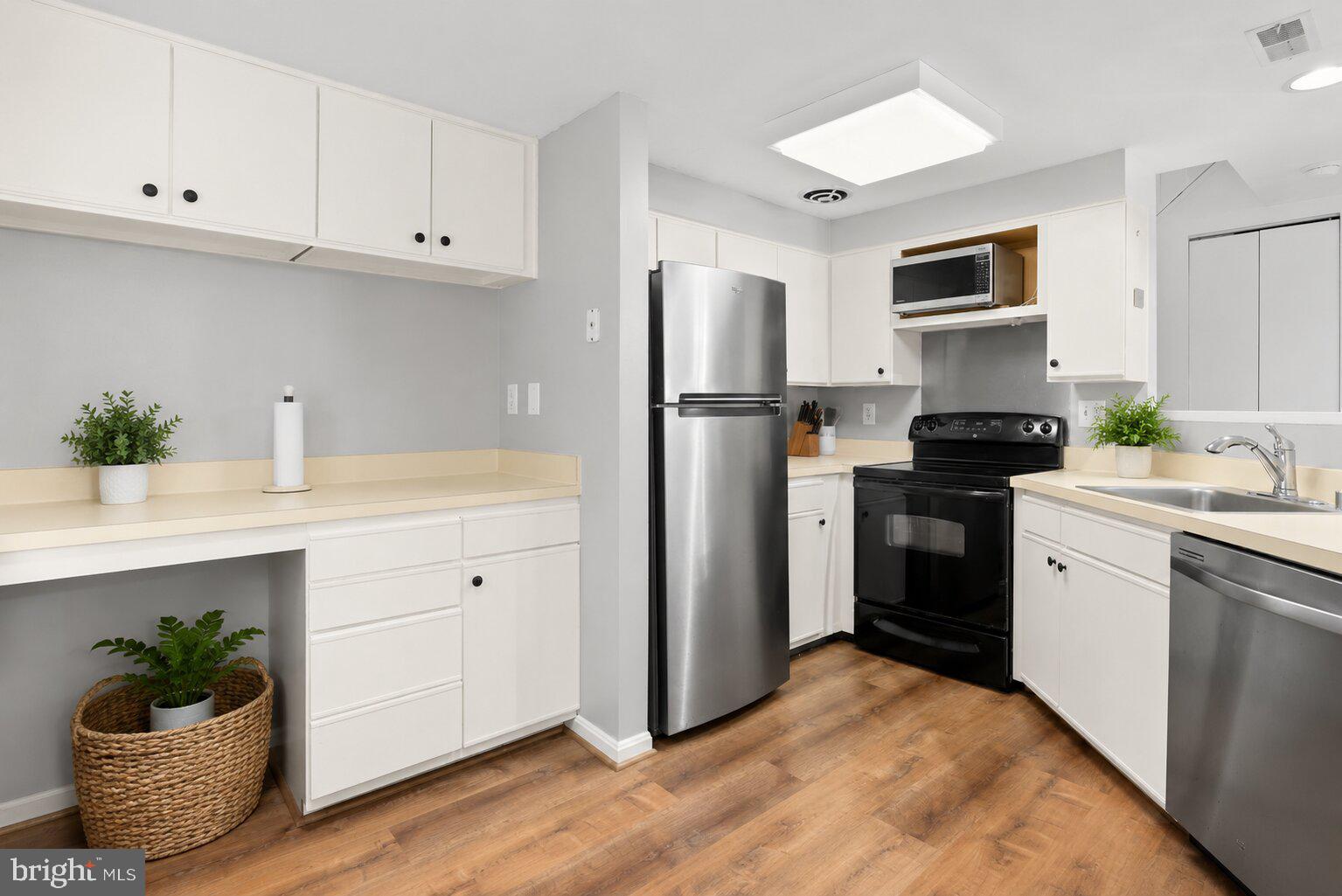 ROGERS FORGE - Residential