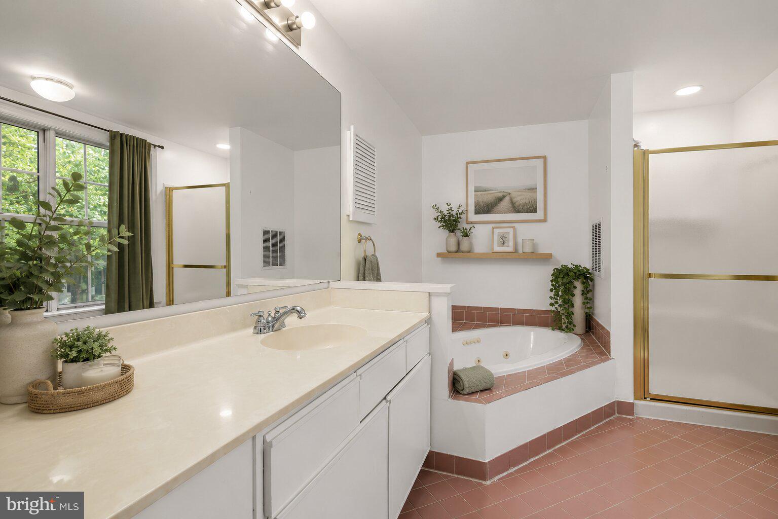ROGERS FORGE - Residential