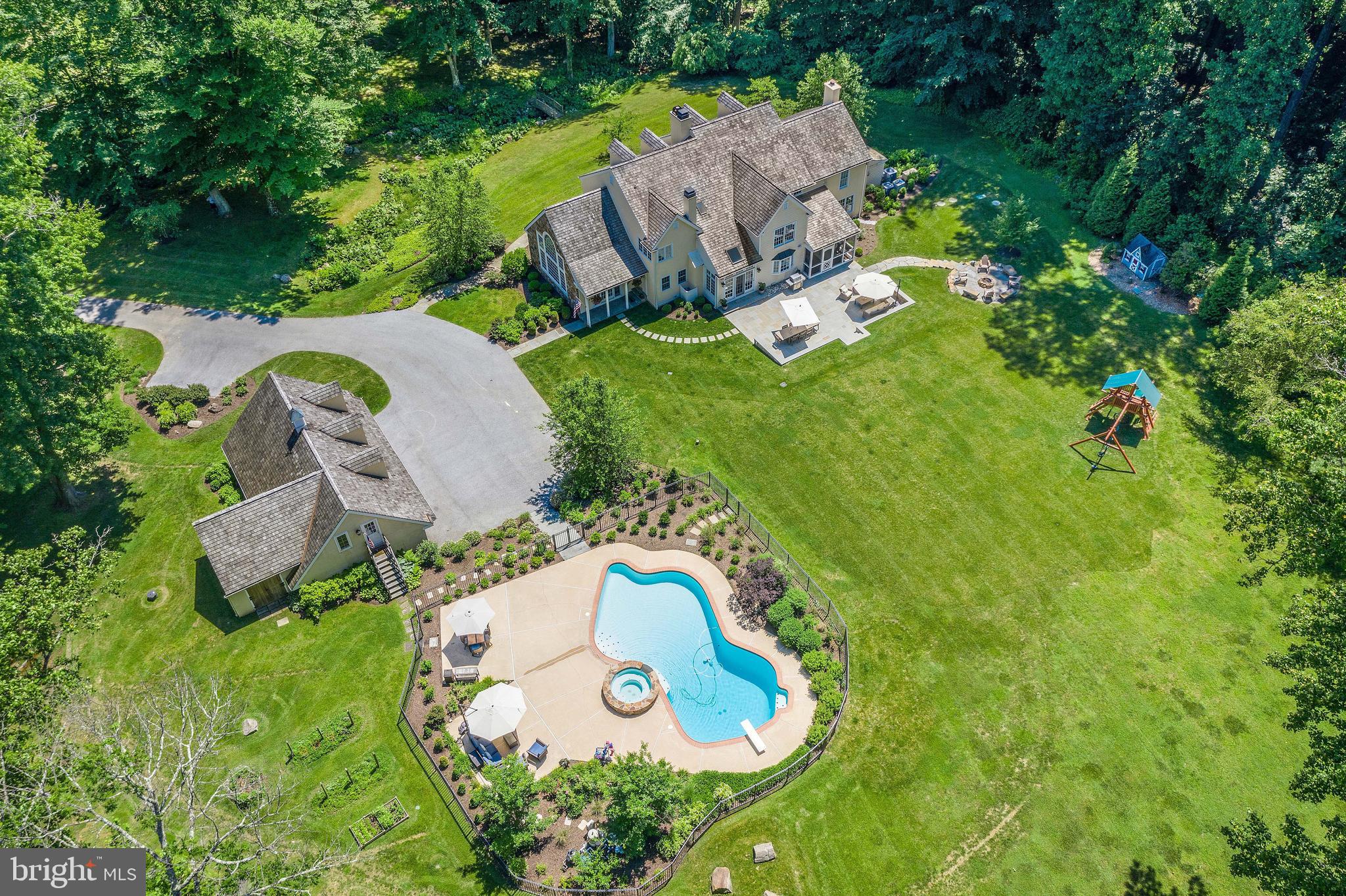 RADNOR HUNT - Residential