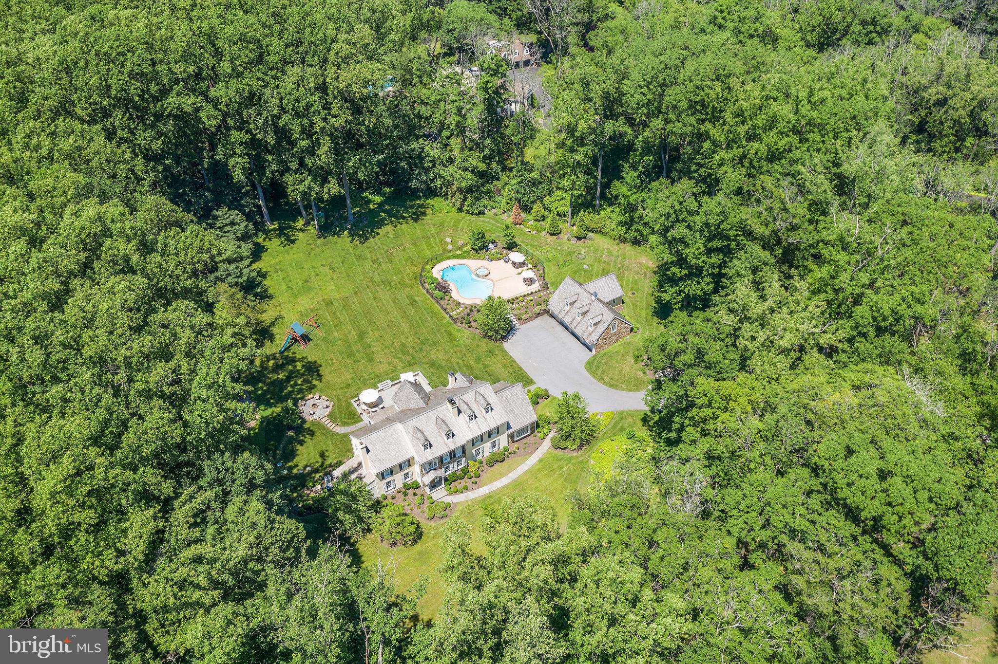 RADNOR HUNT - Residential