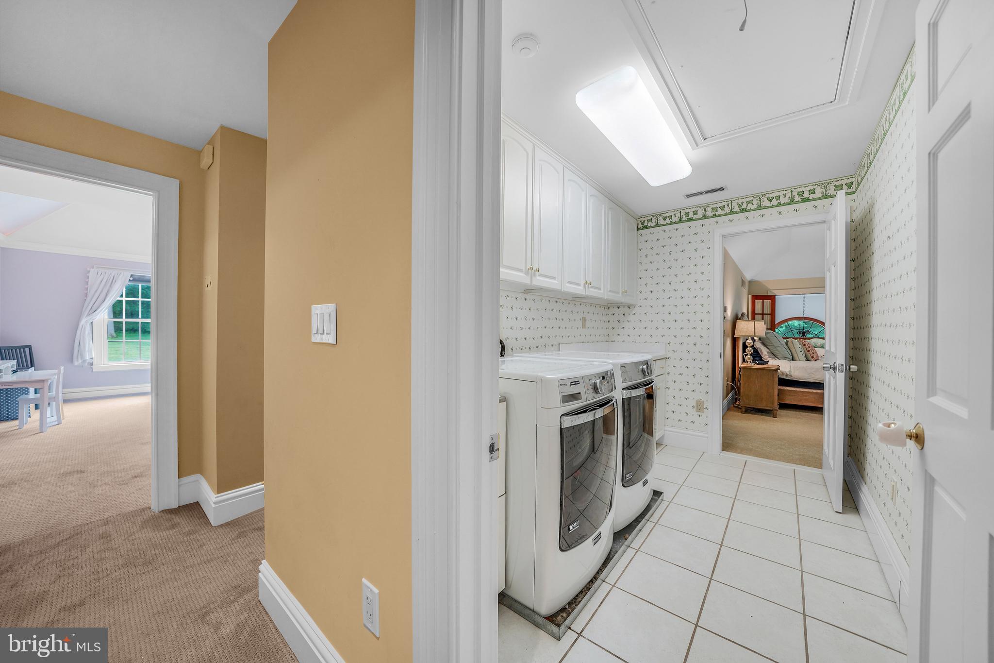 RADNOR HUNT - Residential