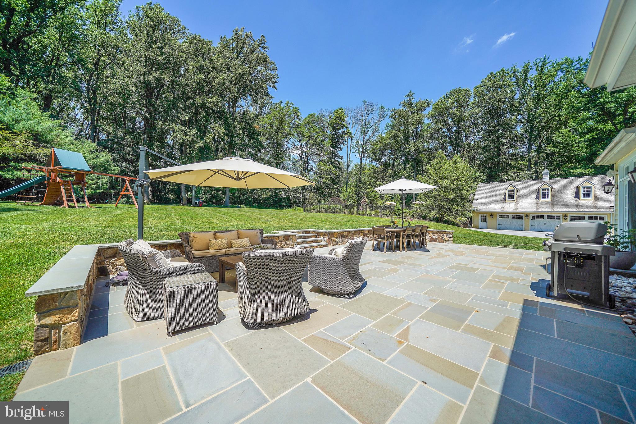 RADNOR HUNT - Residential
