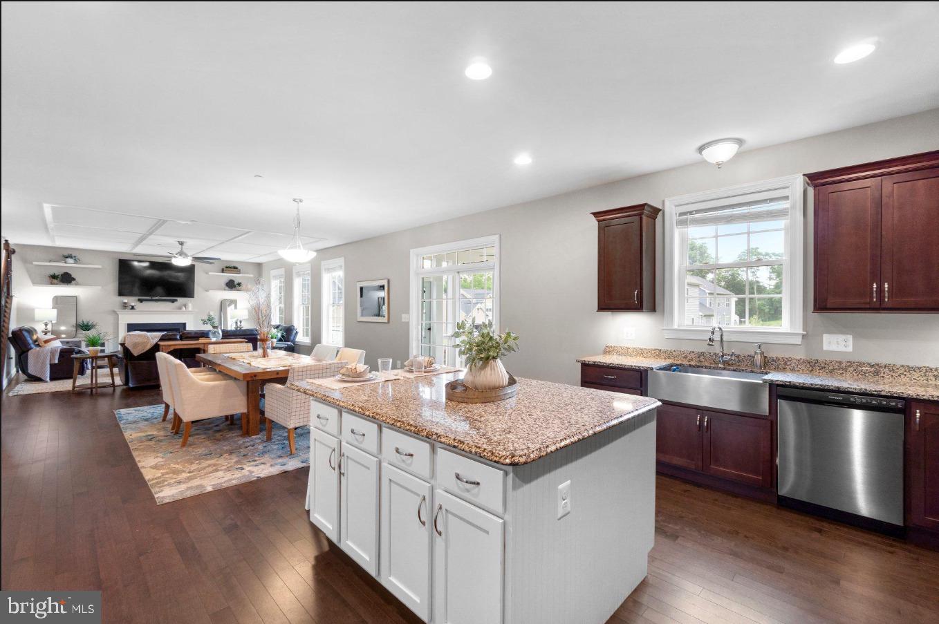 FREEDOM HEIGHTS - Residential