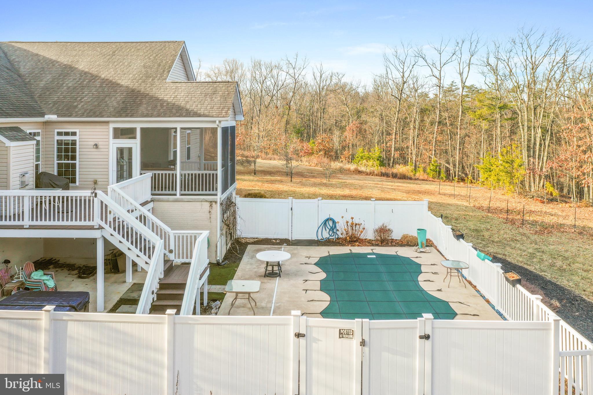 BROOKFIELD - Residential