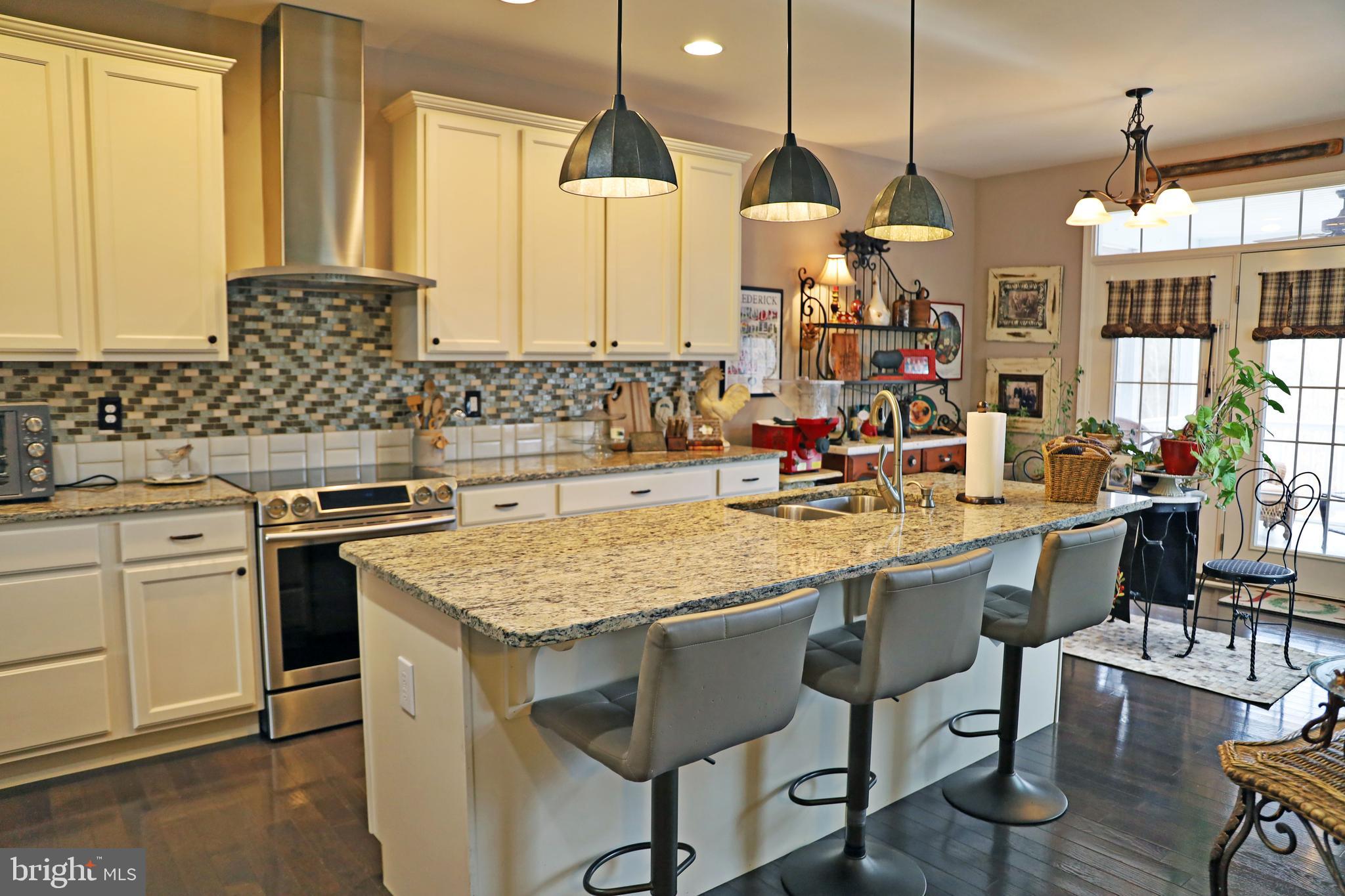 BROOKFIELD - Residential