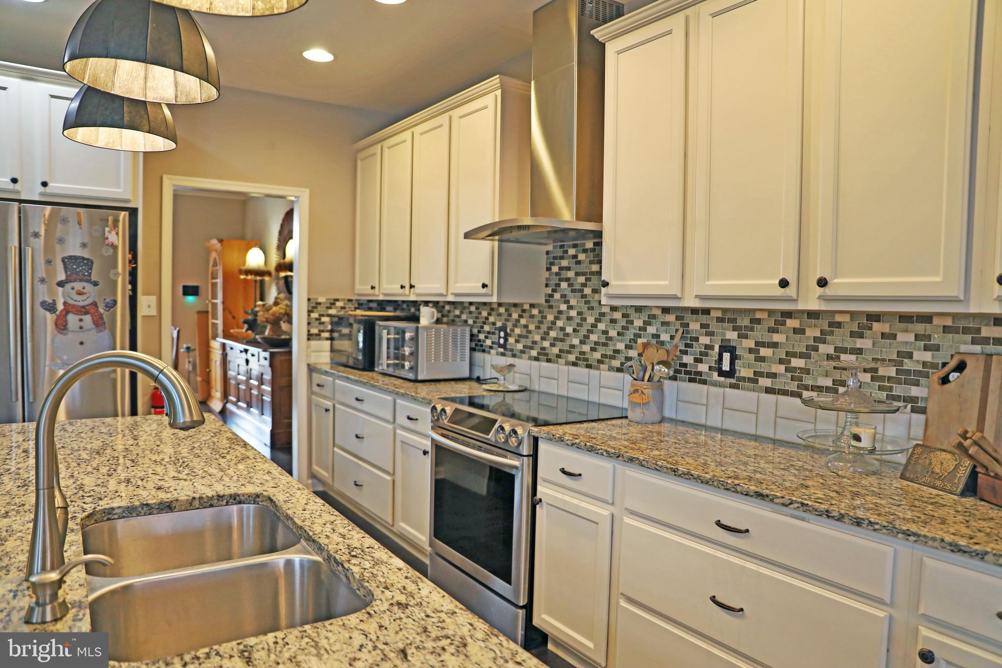 BROOKFIELD - Residential
