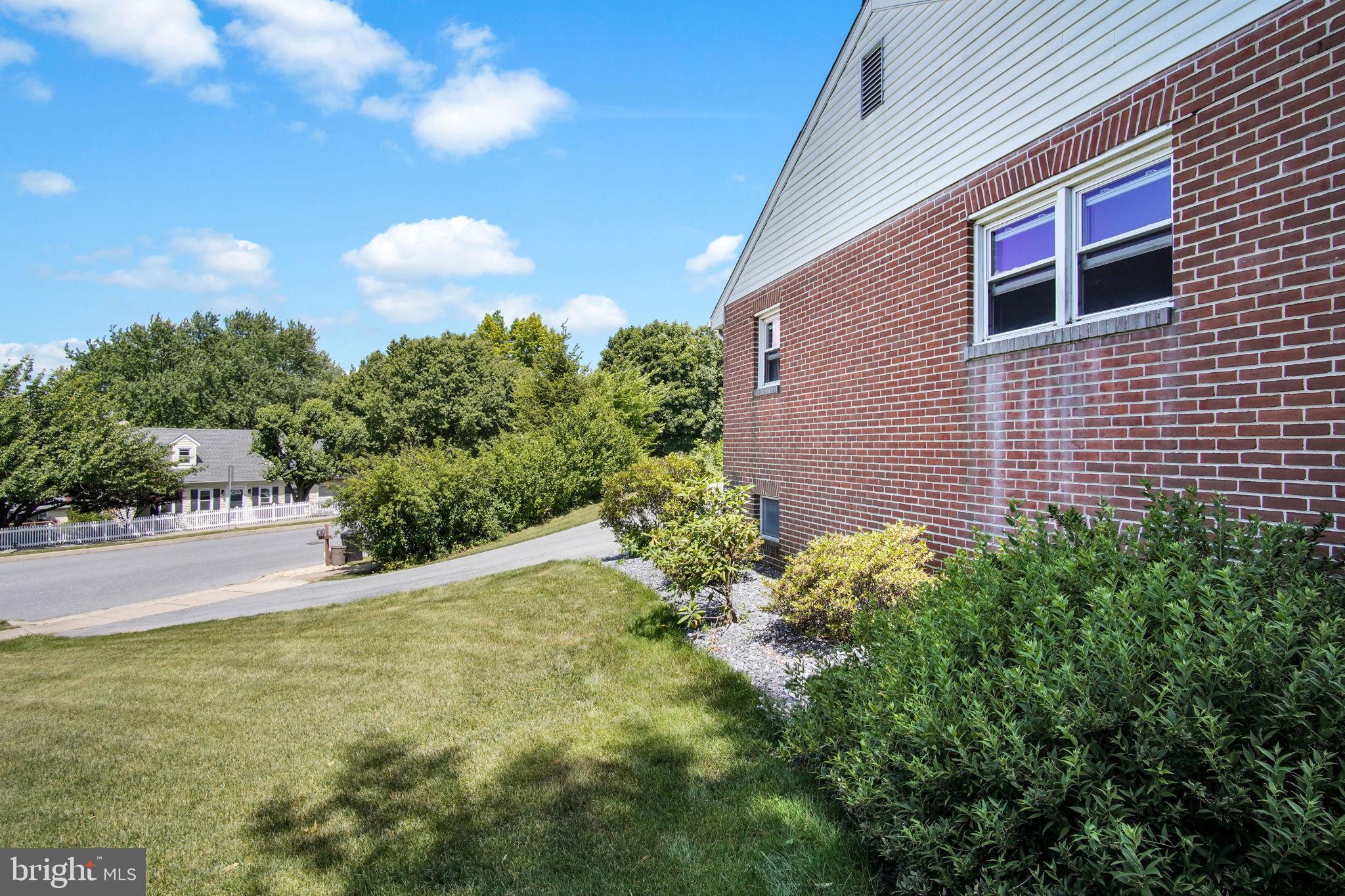 LITITZ BOROUGH - Residential