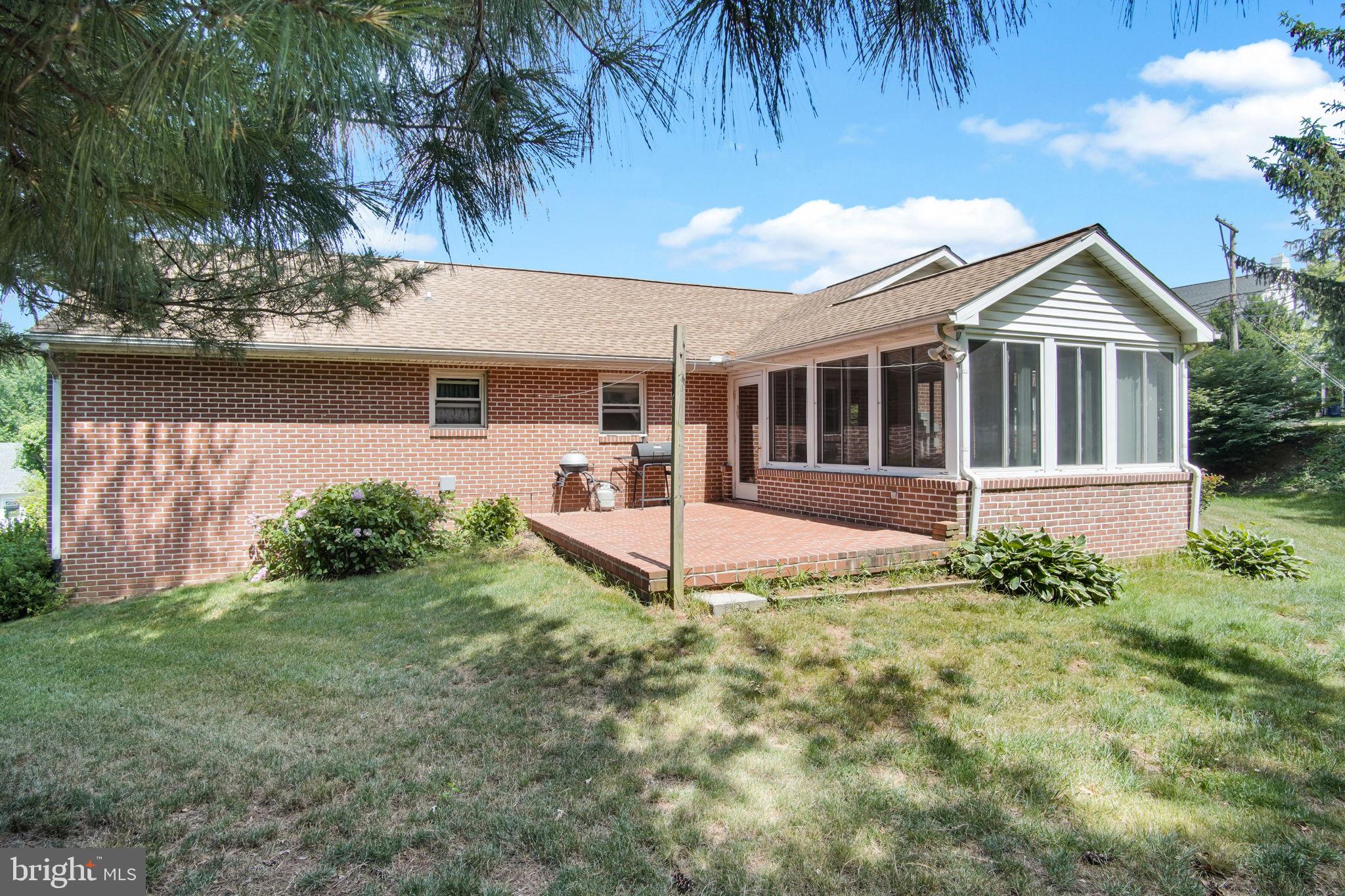 LITITZ BOROUGH - Residential