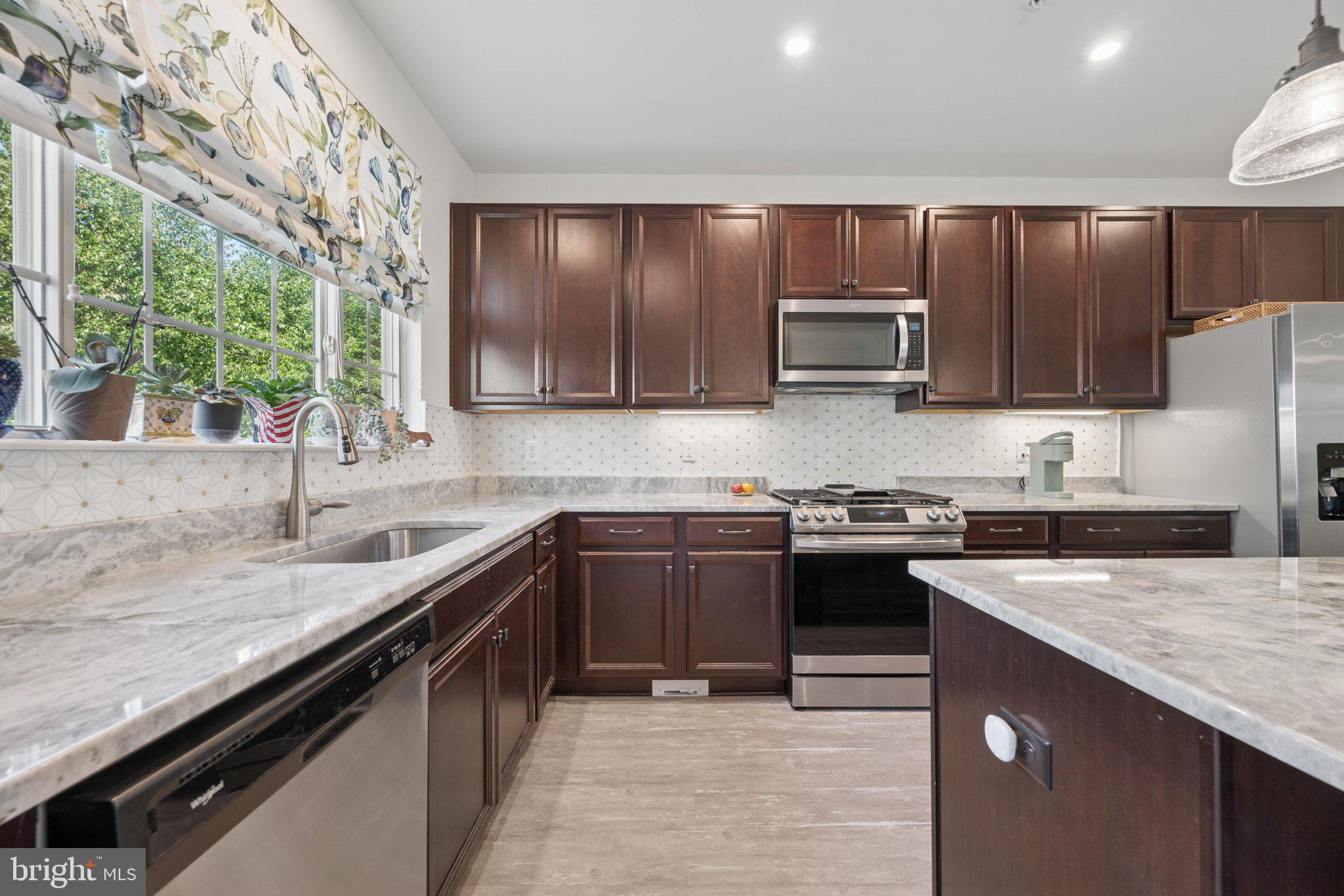 TALLYN RIDGE AT PINECLIFF PARK - Residential