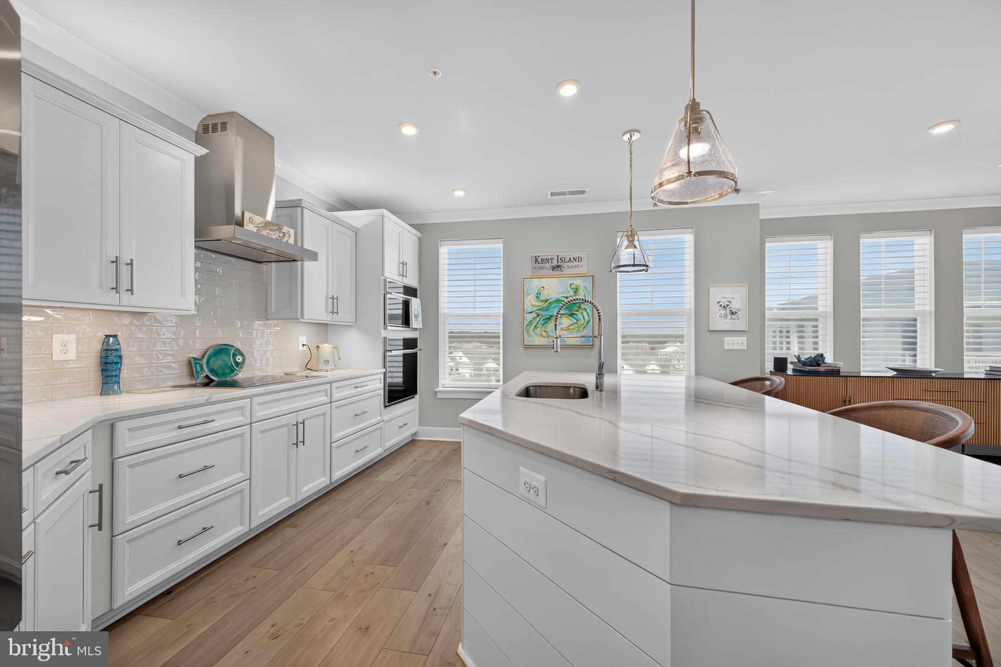 FOUR SEASONS AT KENT ISLAND - Residential