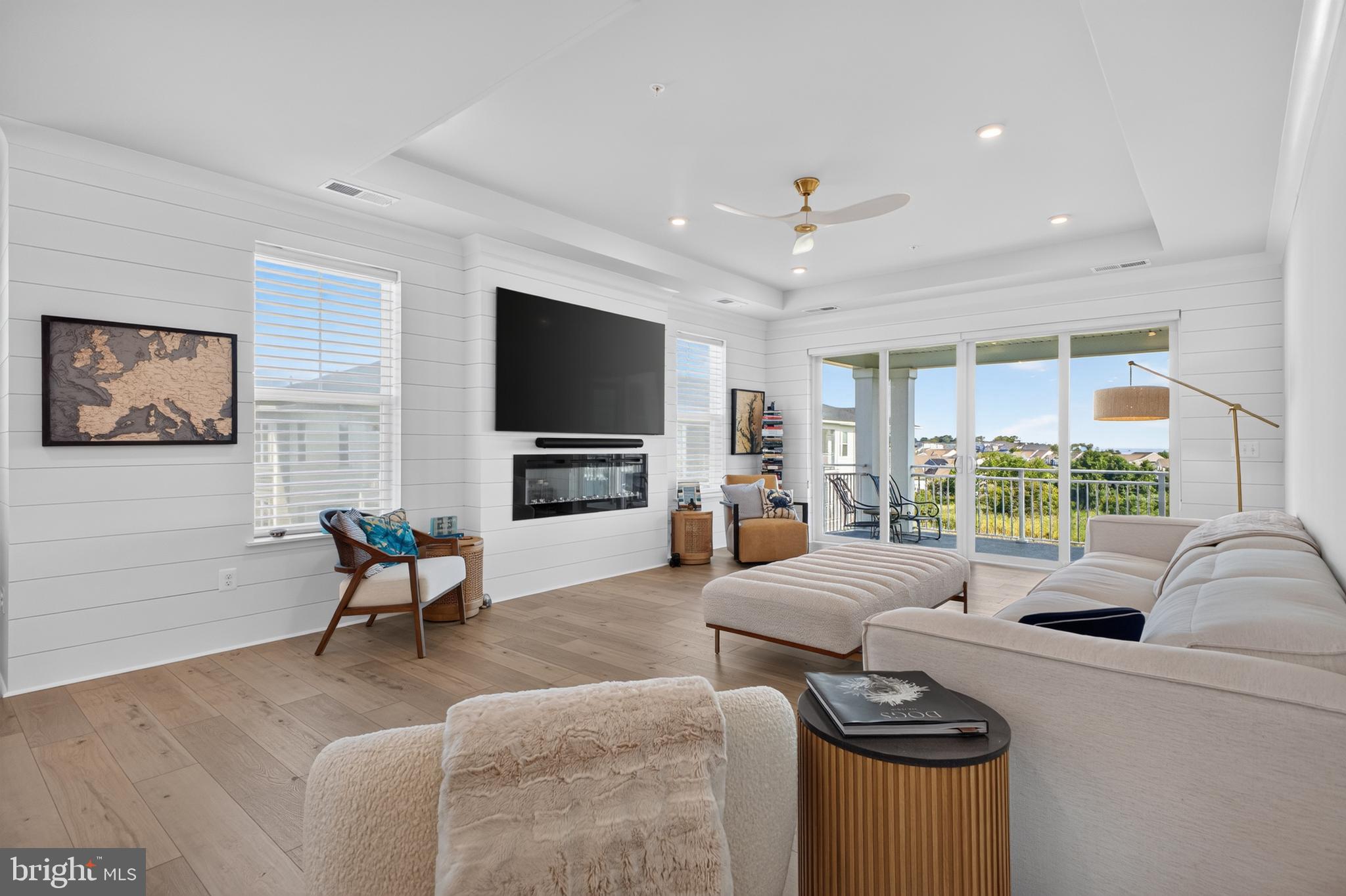 FOUR SEASONS AT KENT ISLAND - Residential