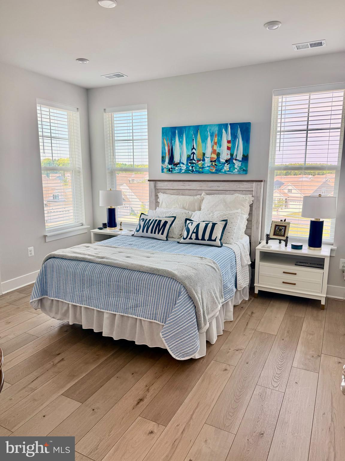 FOUR SEASONS AT KENT ISLAND - Residential