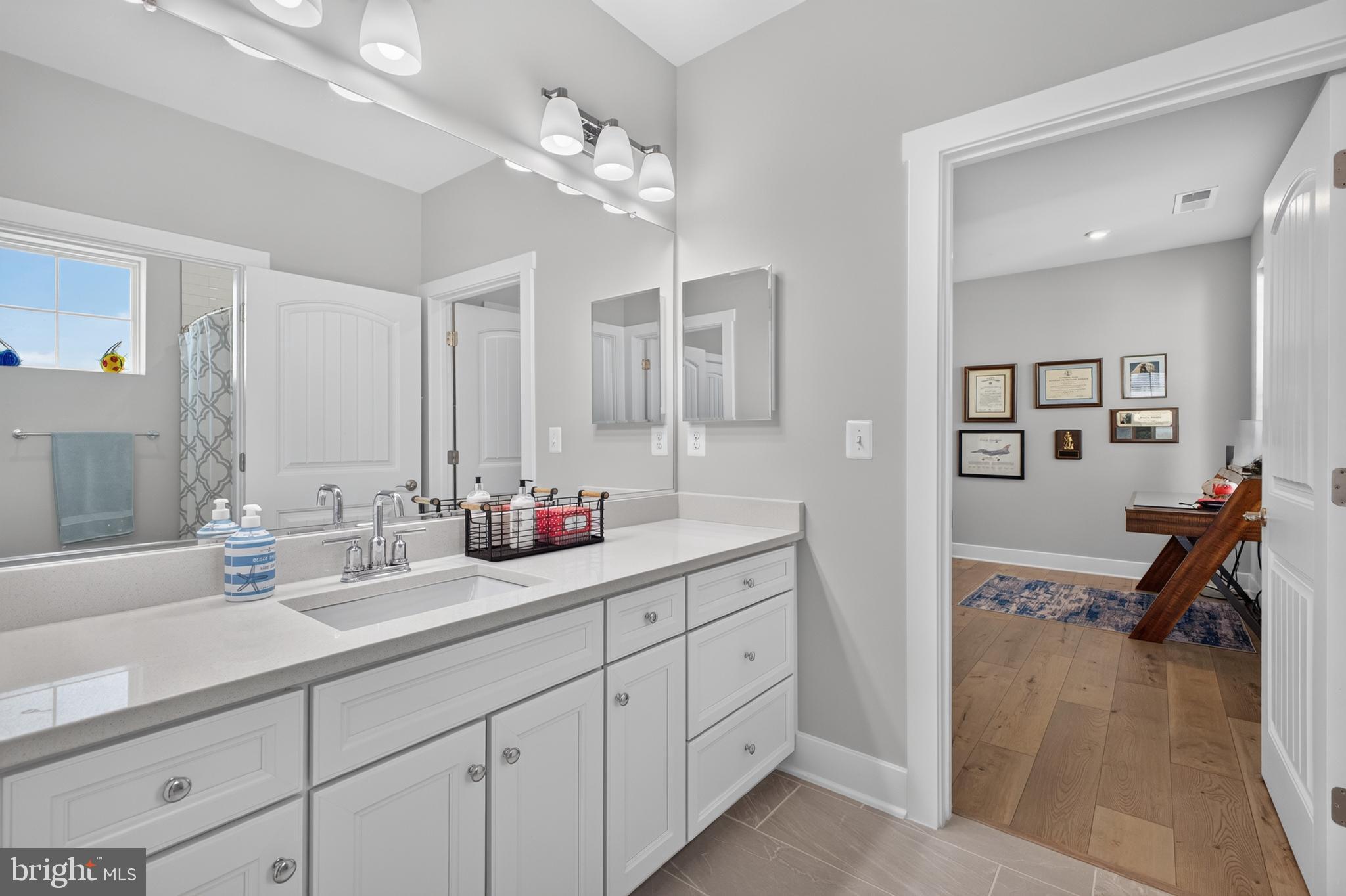 FOUR SEASONS AT KENT ISLAND - Residential