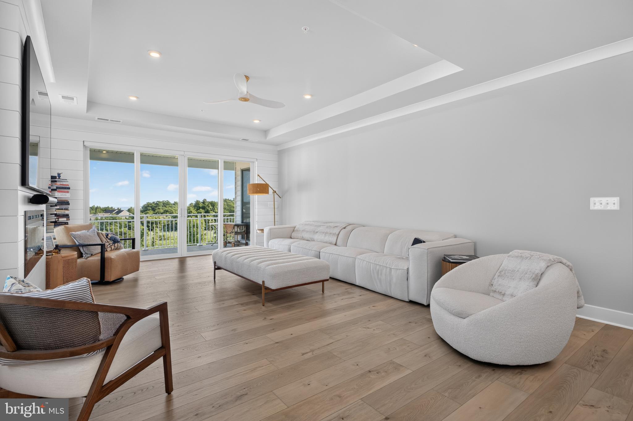 FOUR SEASONS AT KENT ISLAND - Residential