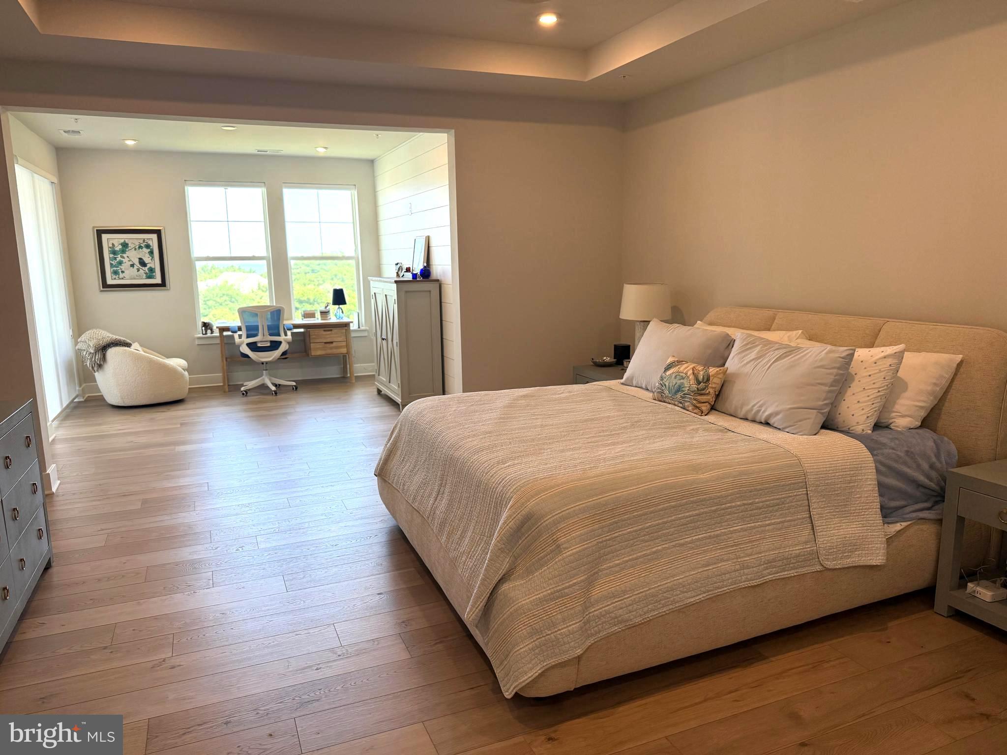 FOUR SEASONS AT KENT ISLAND - Residential