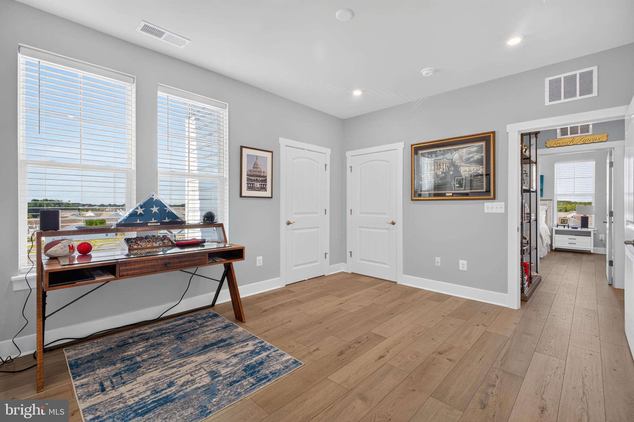 FOUR SEASONS AT KENT ISLAND - Residential