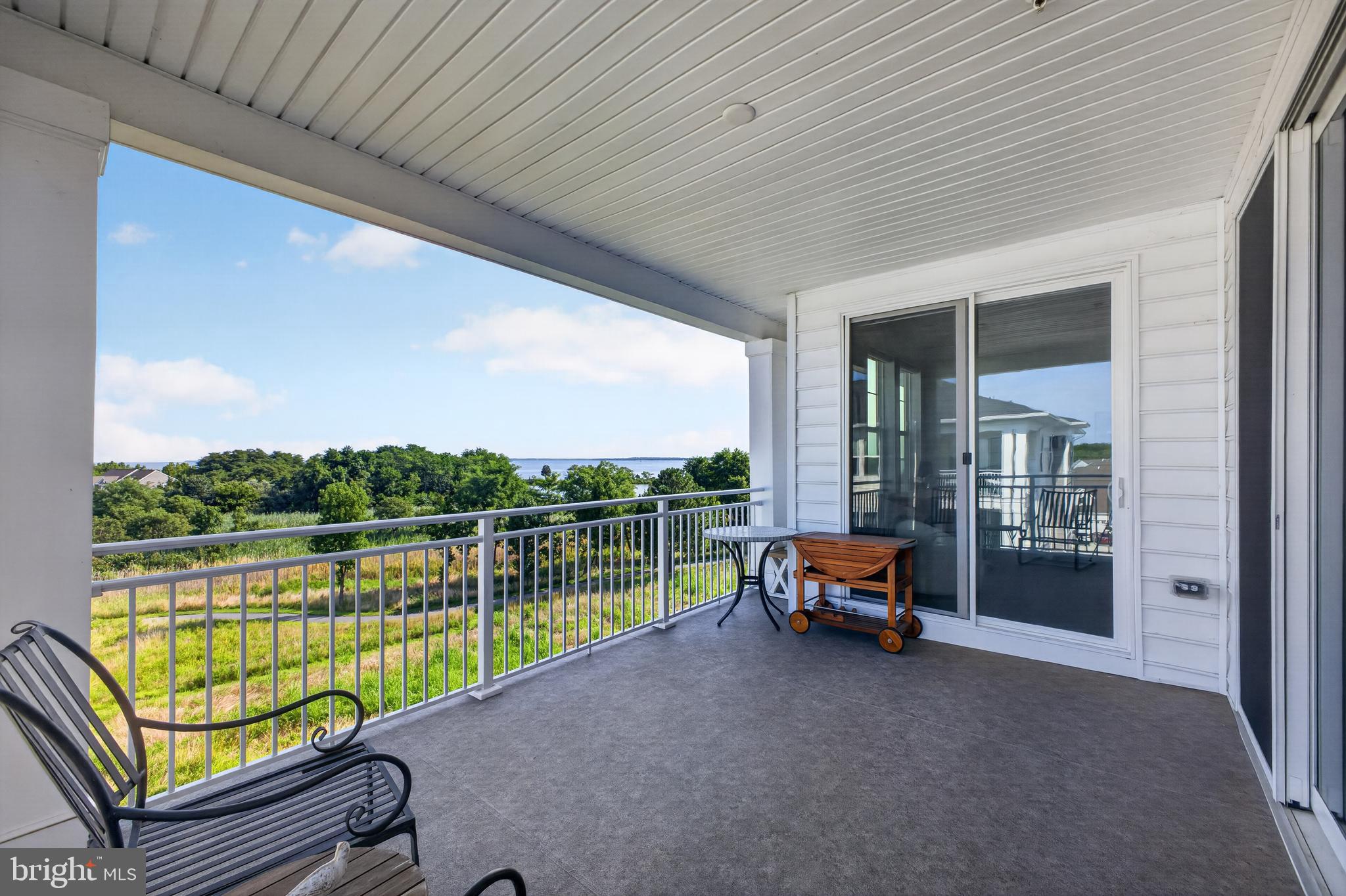 FOUR SEASONS AT KENT ISLAND - Residential