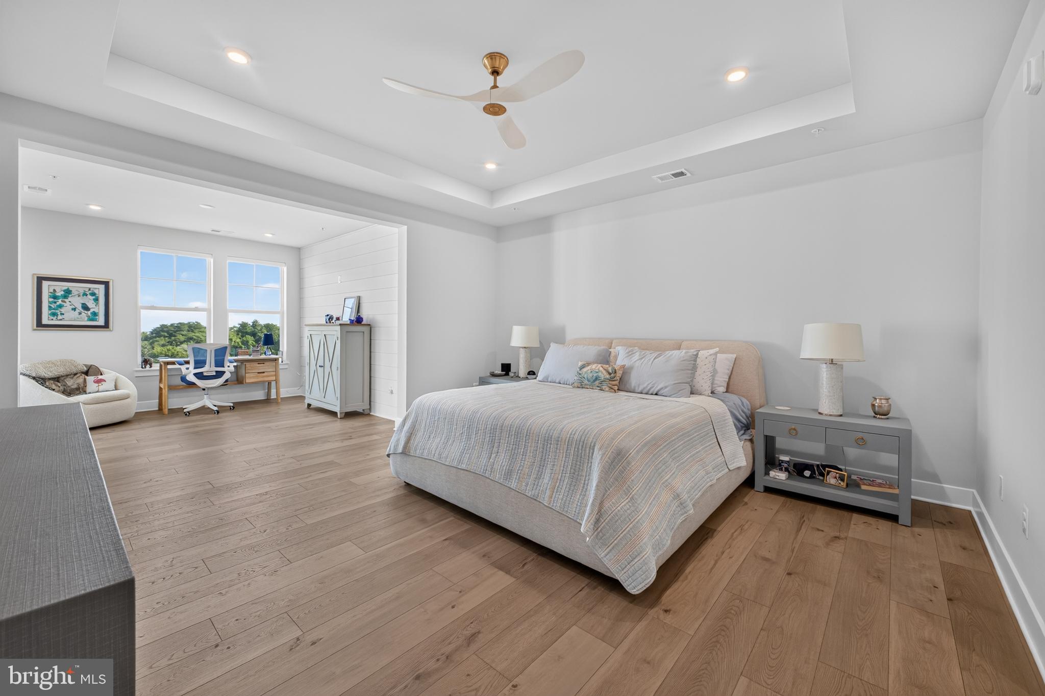 FOUR SEASONS AT KENT ISLAND - Residential