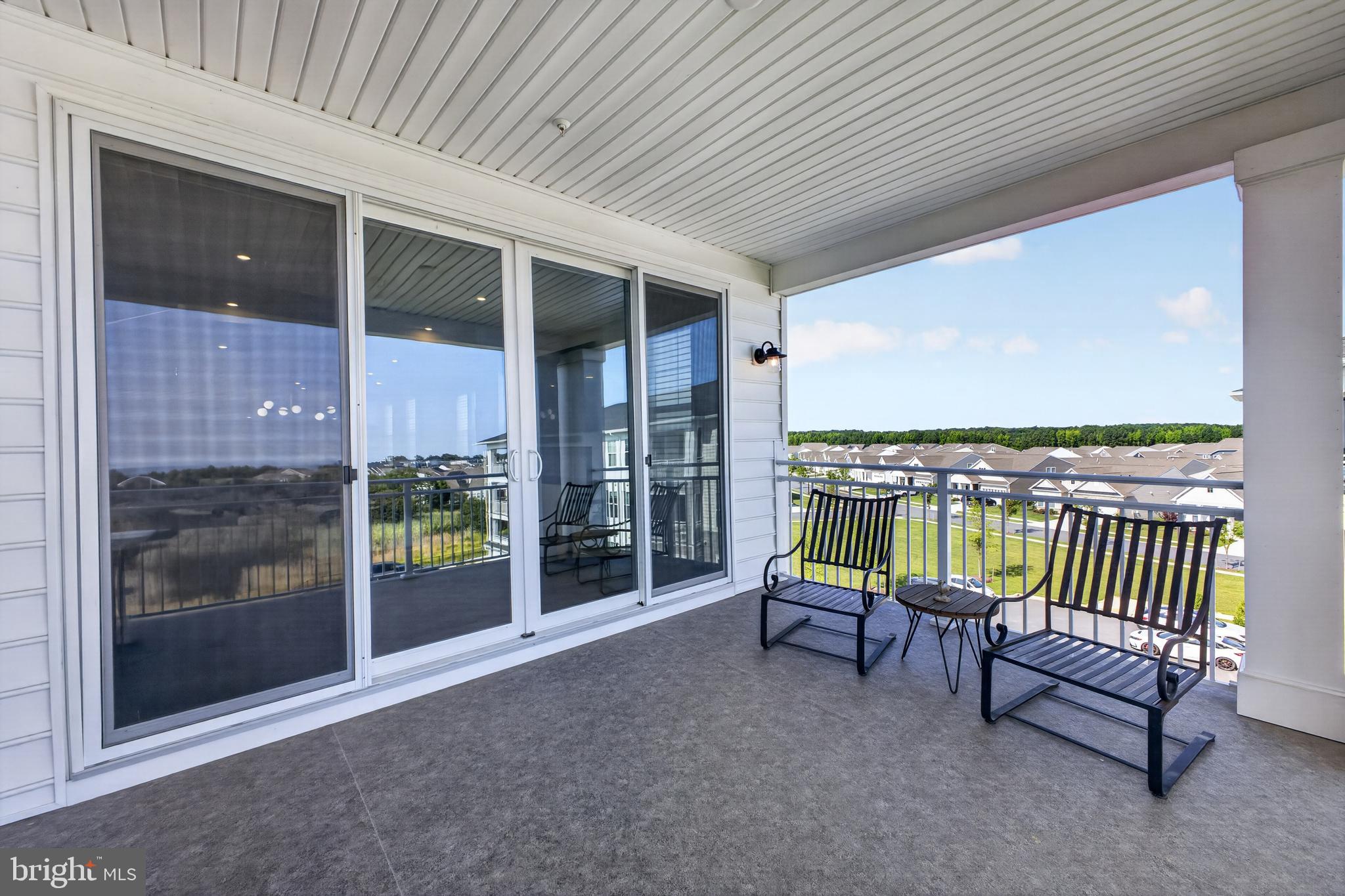 FOUR SEASONS AT KENT ISLAND - Residential