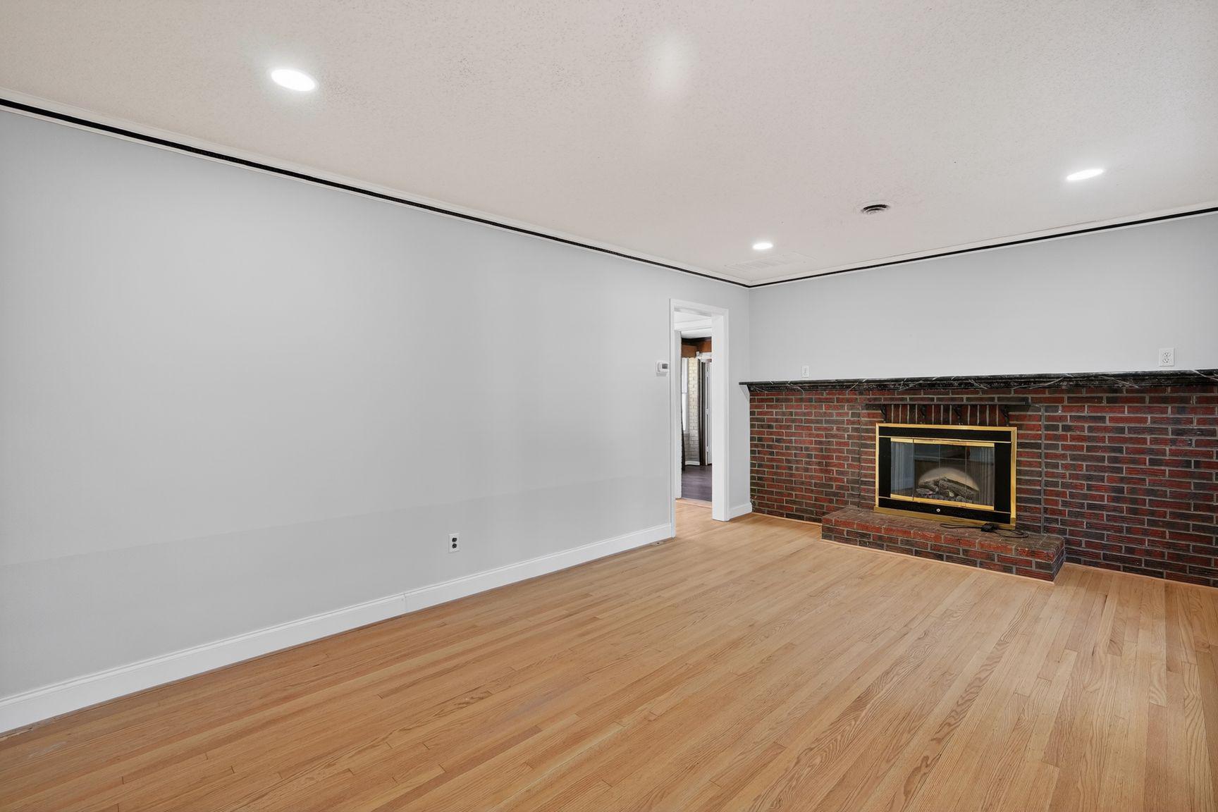 BIRMINGHAM ESTATES - Residential
