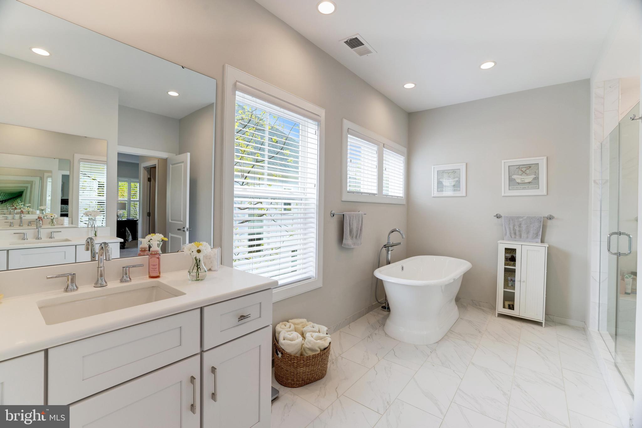 WEST MC LEAN - Residential