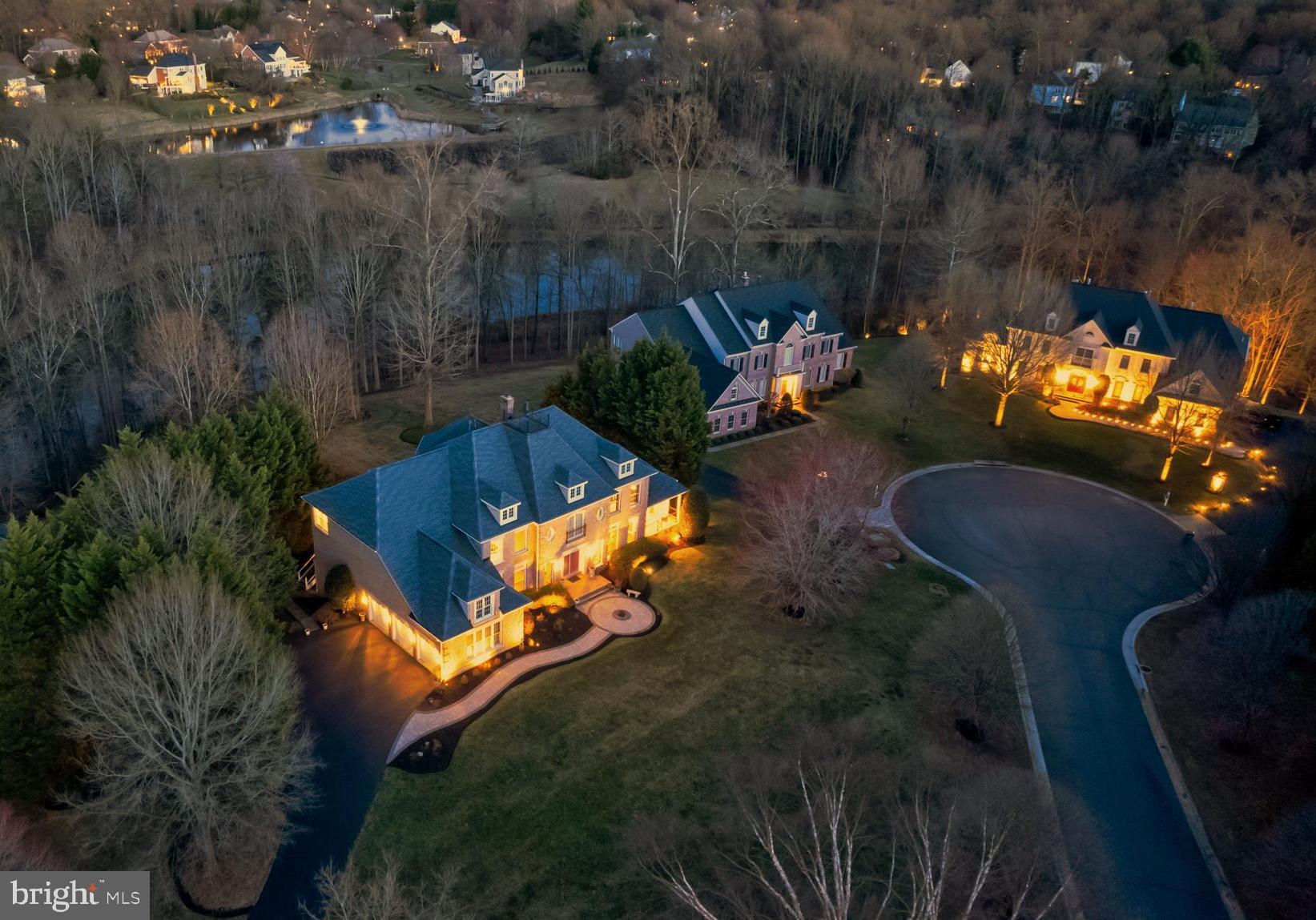 TIMBERLAKE ESTATES - Residential
