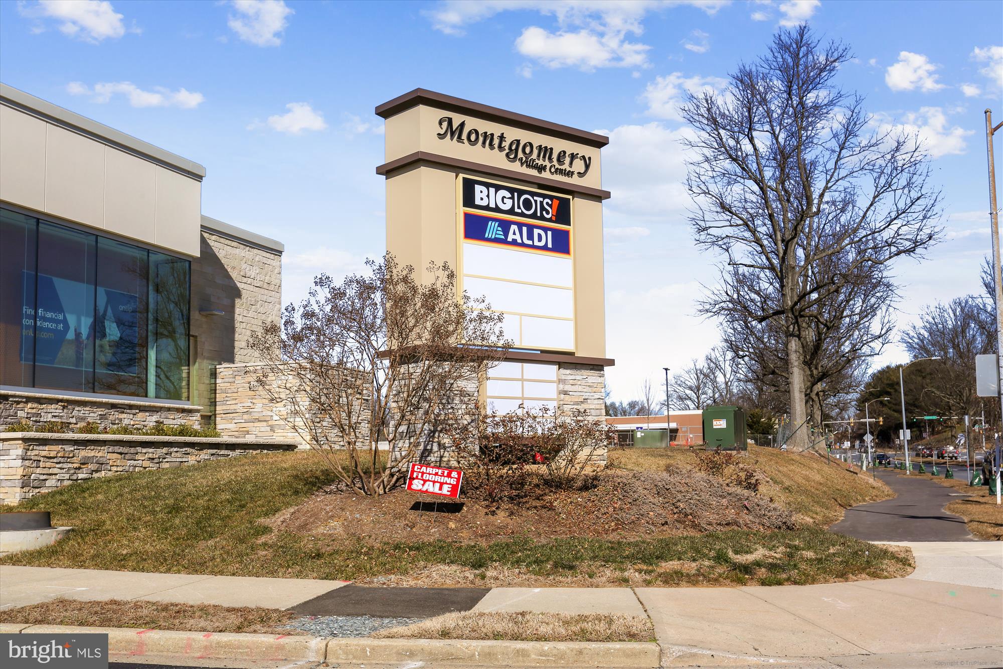 FOREST BROOKE - Residential Lease