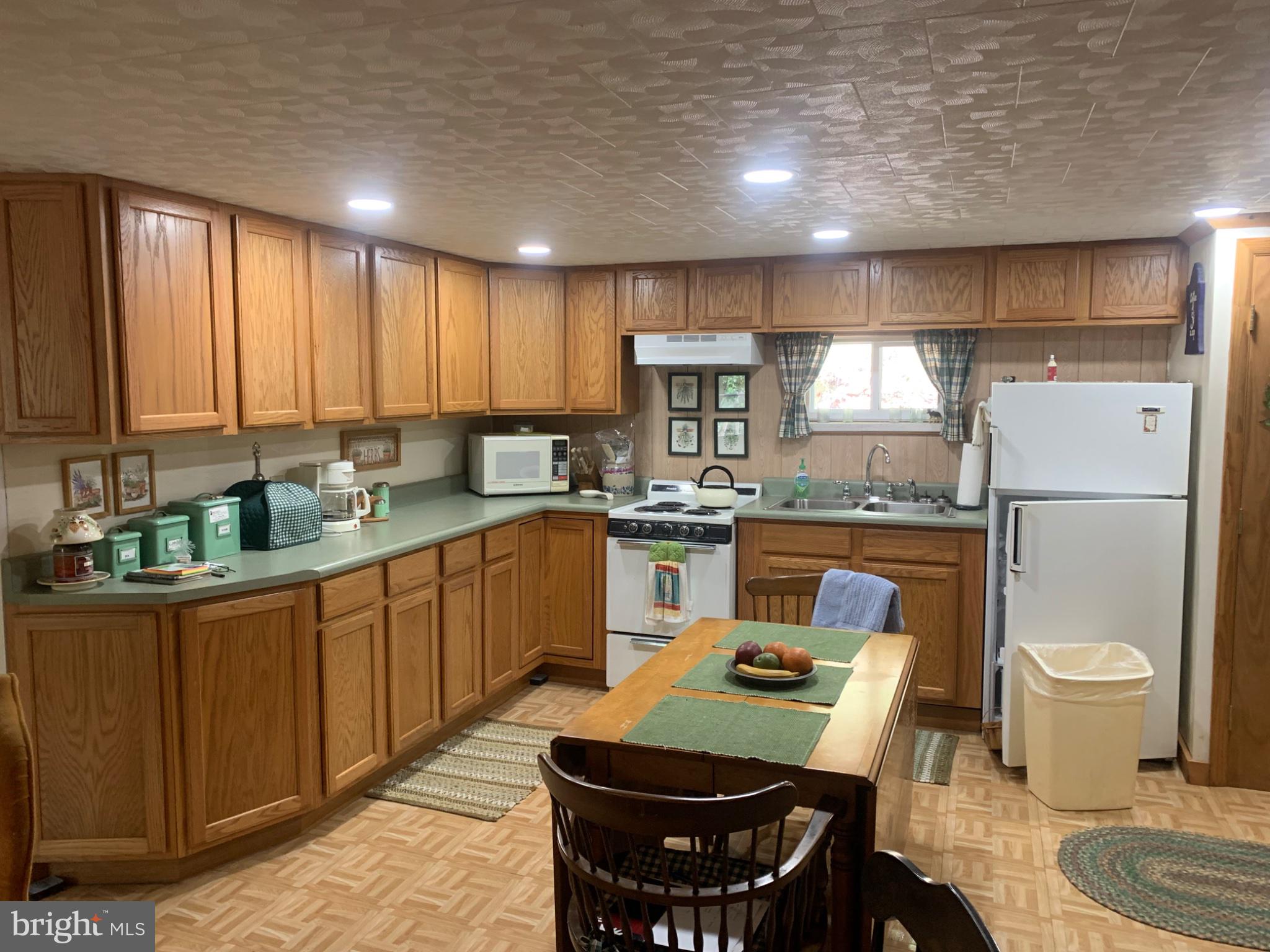 COWANS VILLAGE - Residential