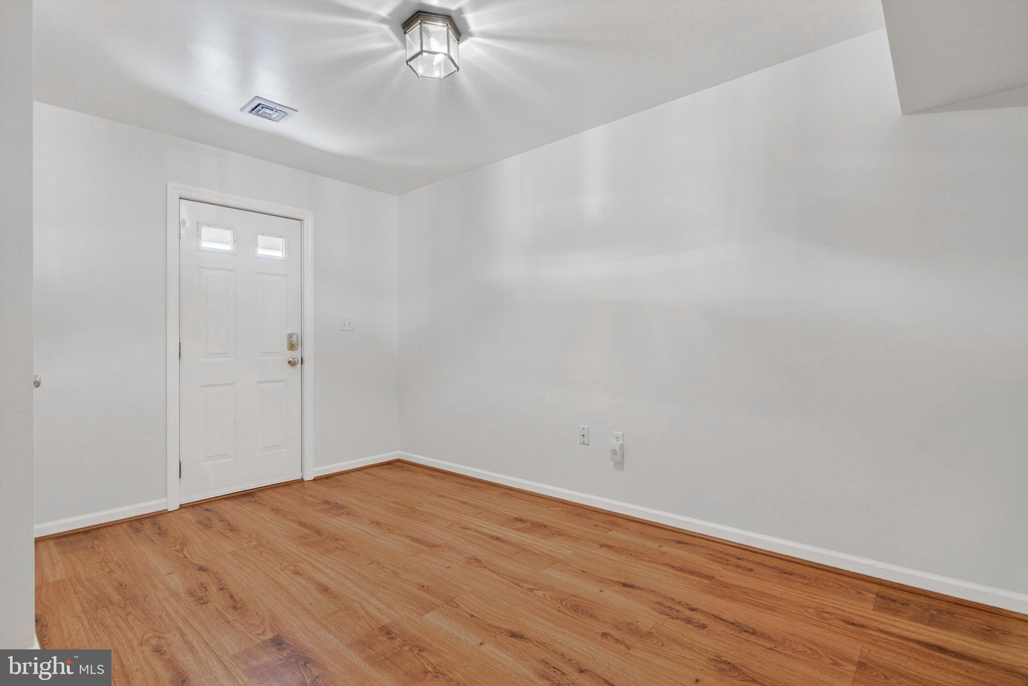 SUMMIT HILLS - Residential
