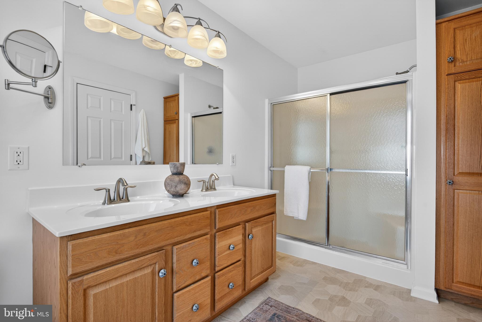 SUMMIT HILLS - Residential