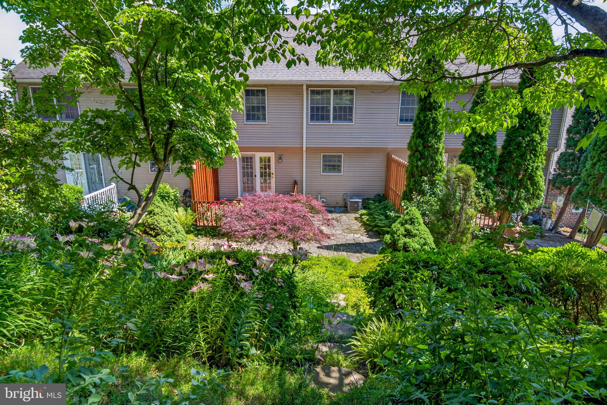 SUMMIT HILLS - Residential