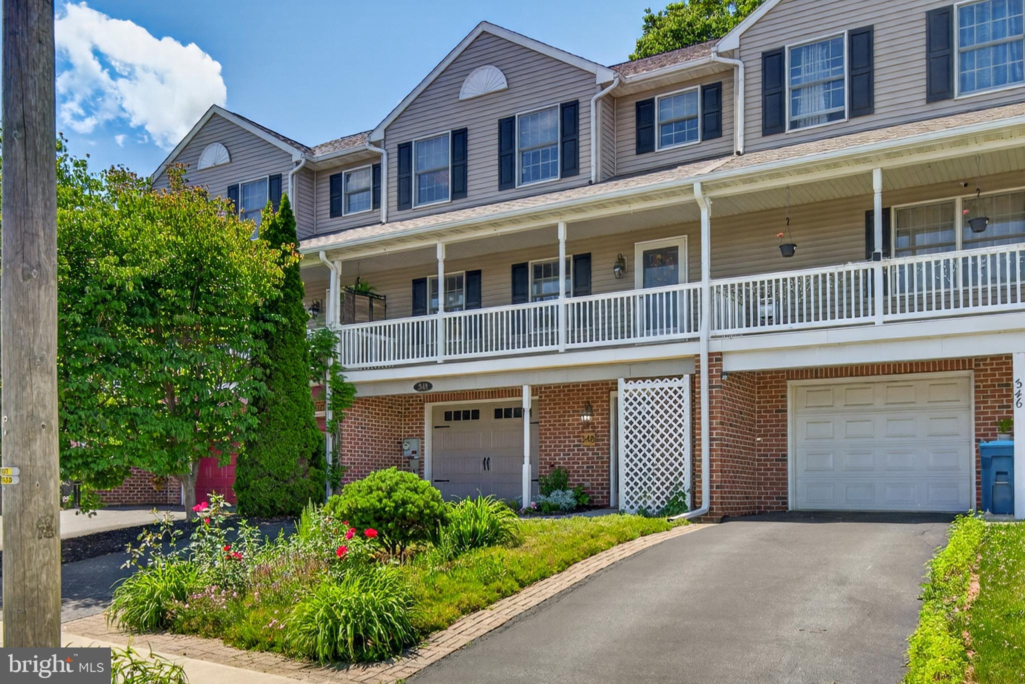 SUMMIT HILLS - Residential