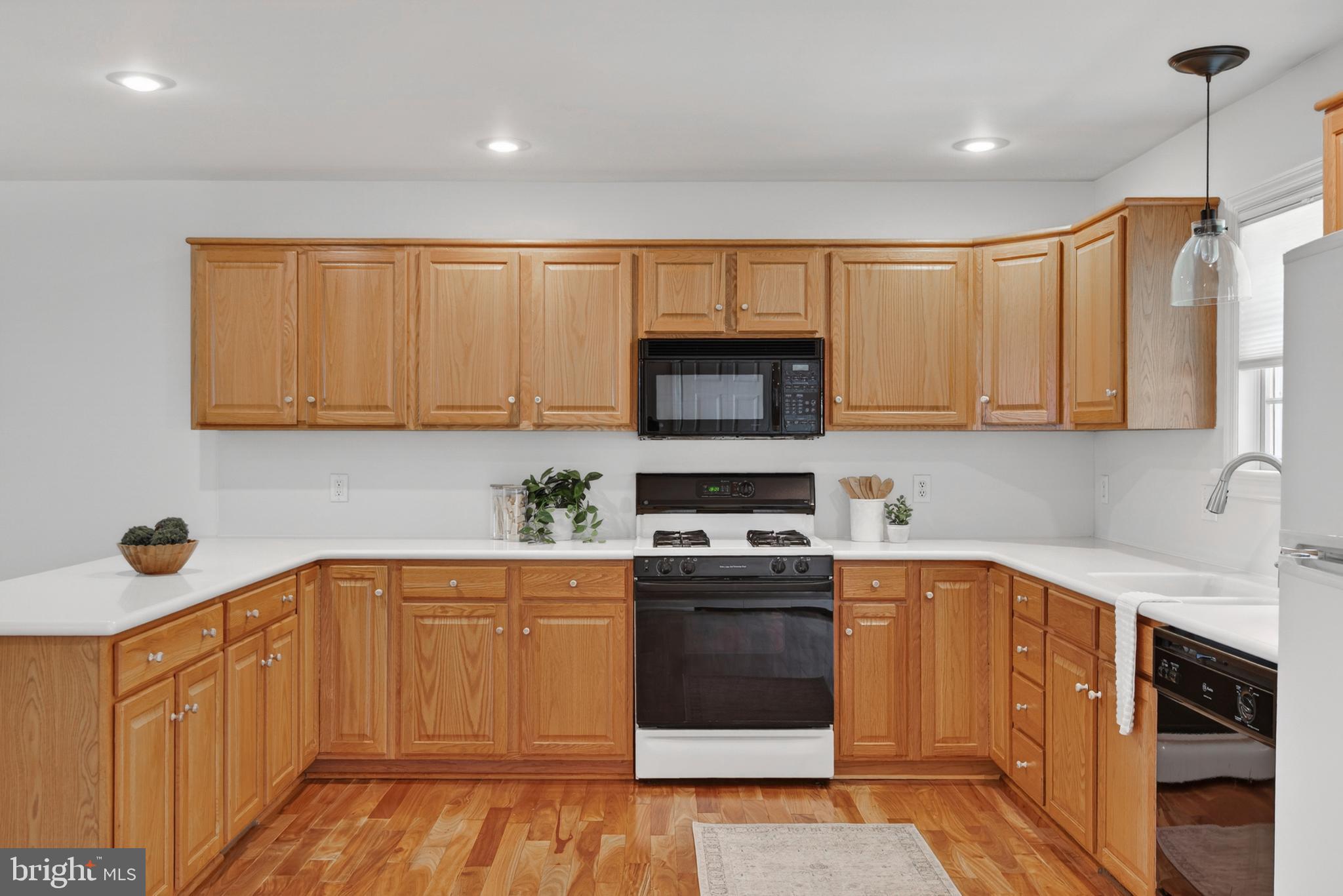 SUMMIT HILLS - Residential