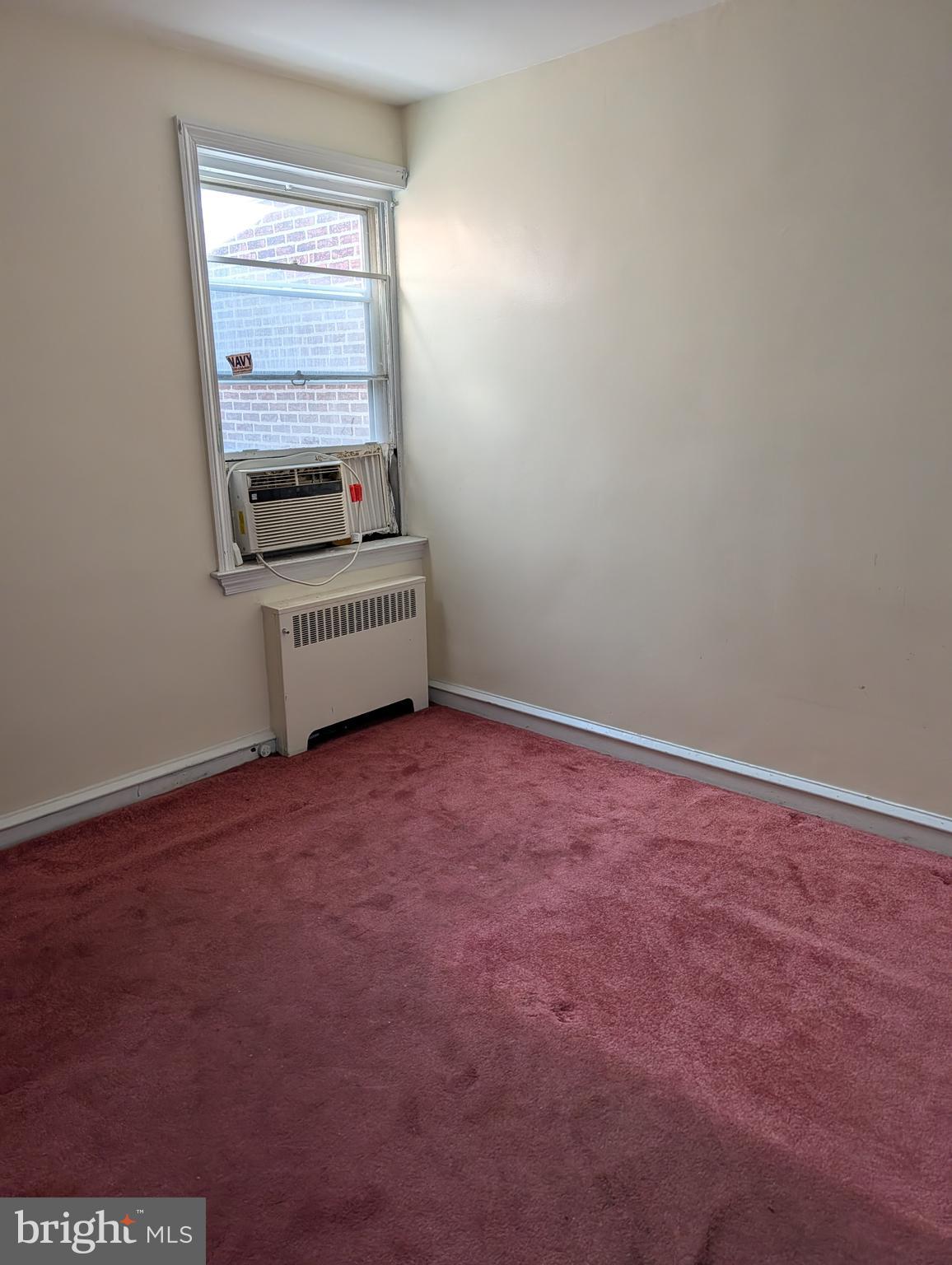 OXFORD CIRCLE - Residential