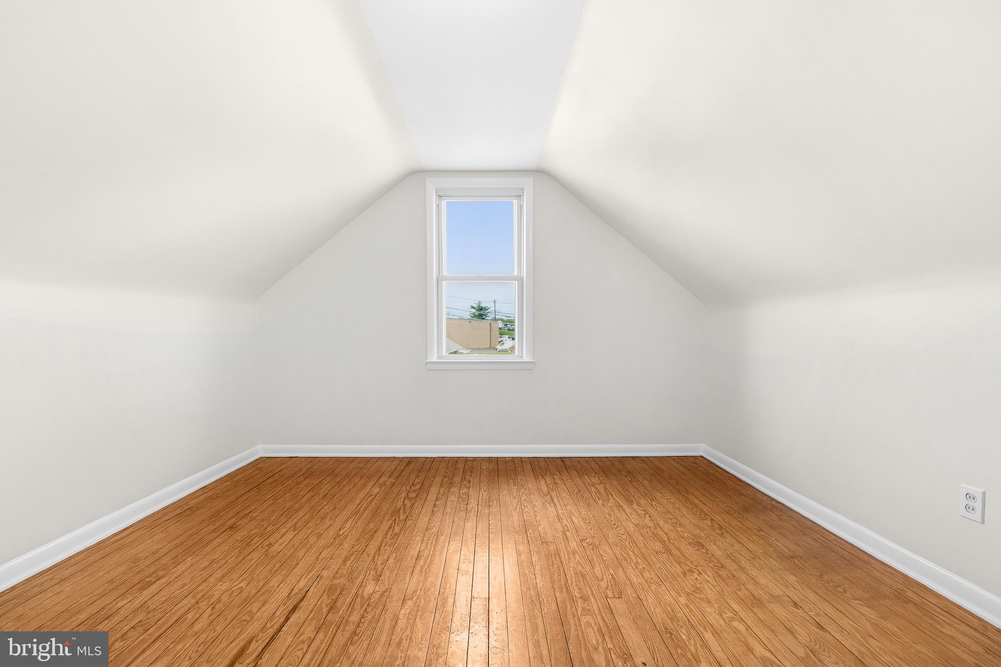 CARLYNN HEIGHTS - Residential