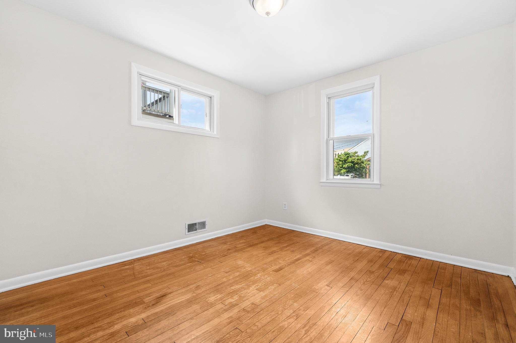 CARLYNN HEIGHTS - Residential