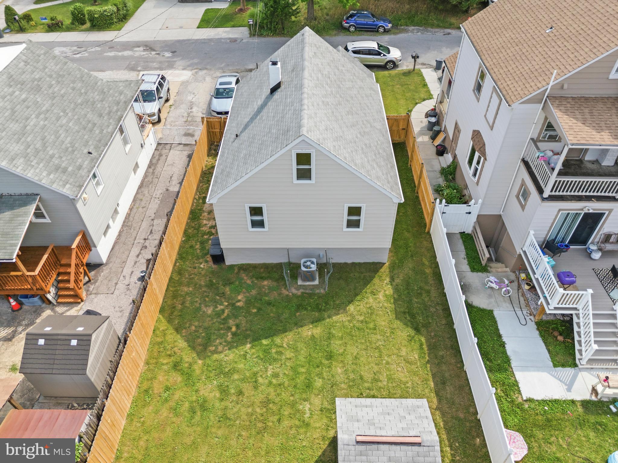 CARLYNN HEIGHTS - Residential
