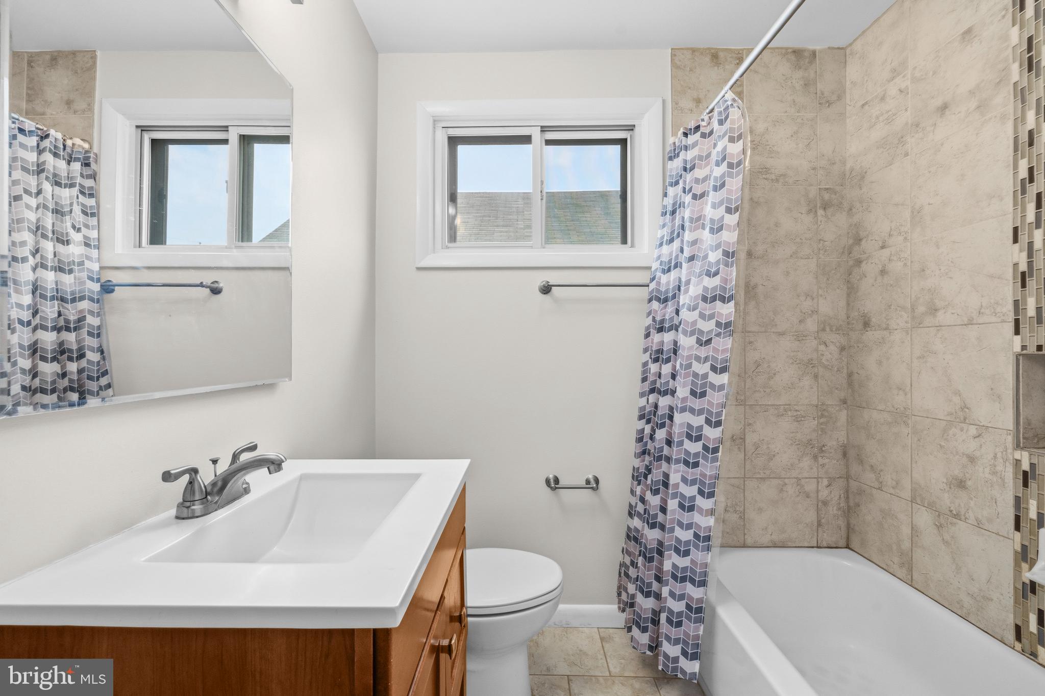 CARLYNN HEIGHTS - Residential