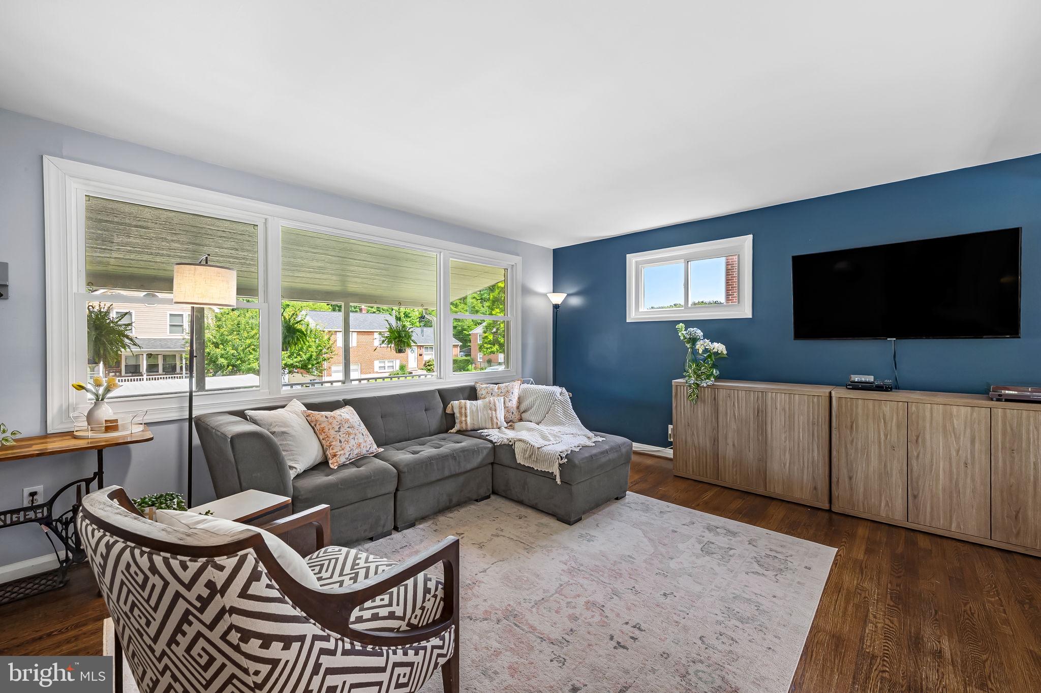 ROLLINGWOOD - Residential