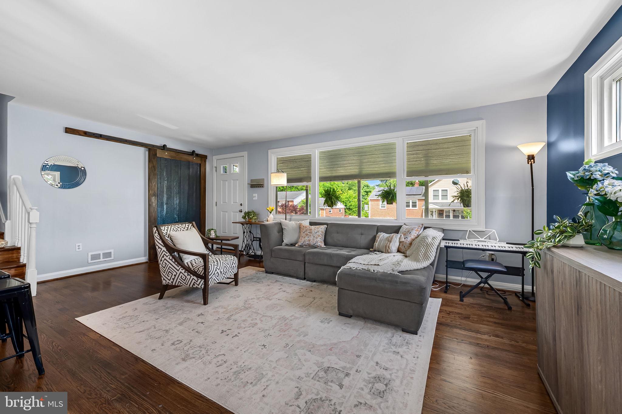 ROLLINGWOOD - Residential
