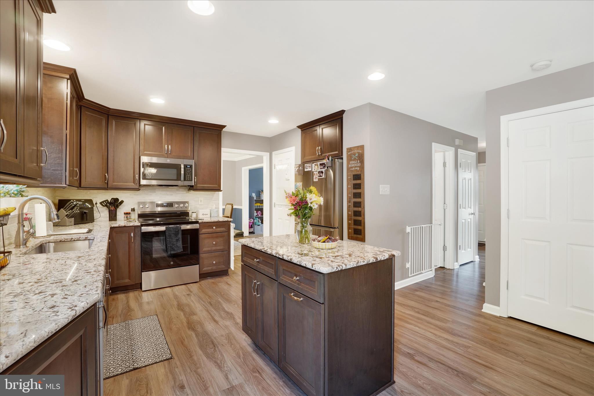 EAST HOPEWELL - Residential