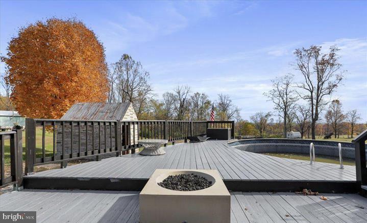 TUSCARORA - Residential