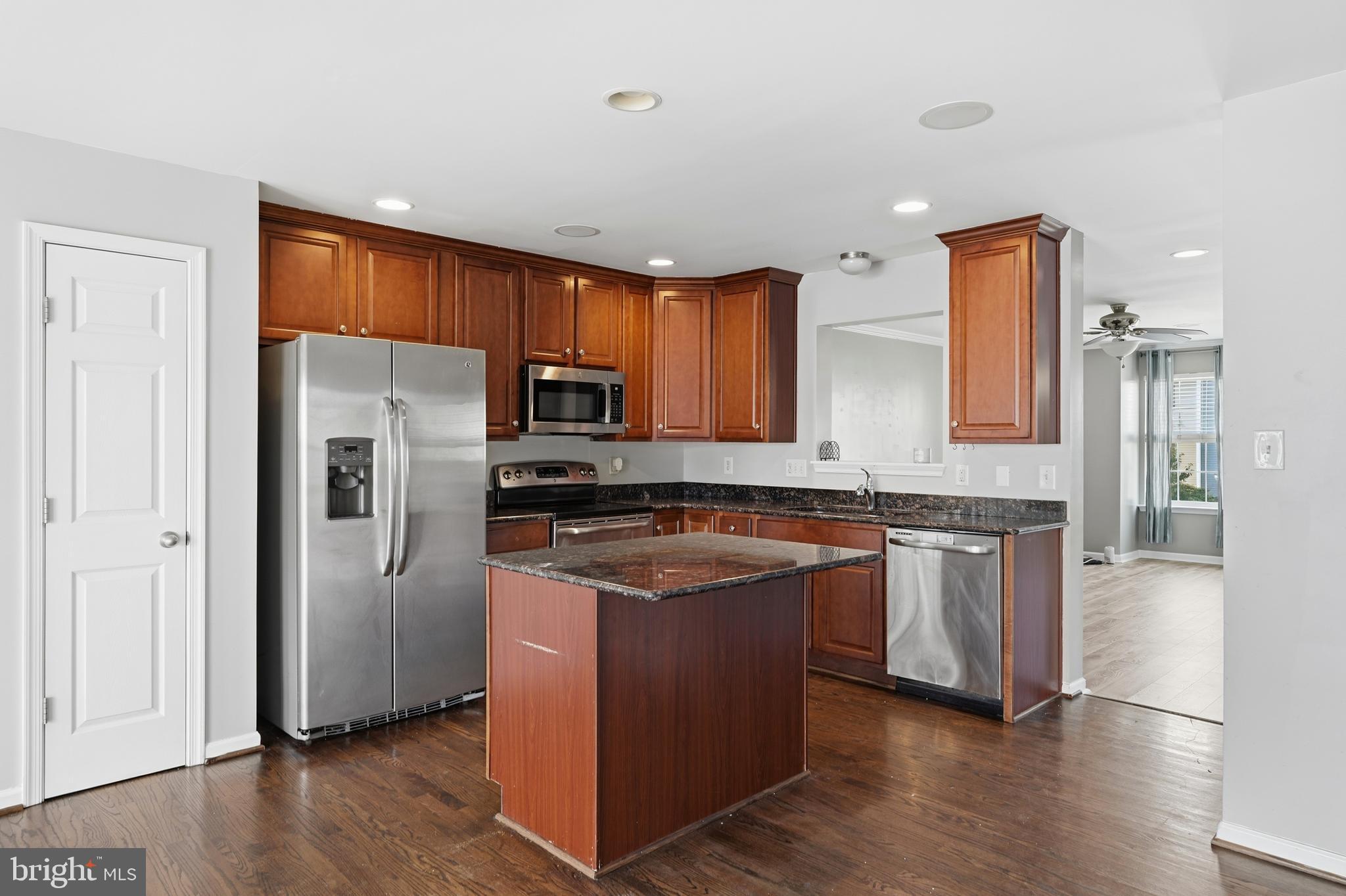 MARLOWE WOODS - Residential