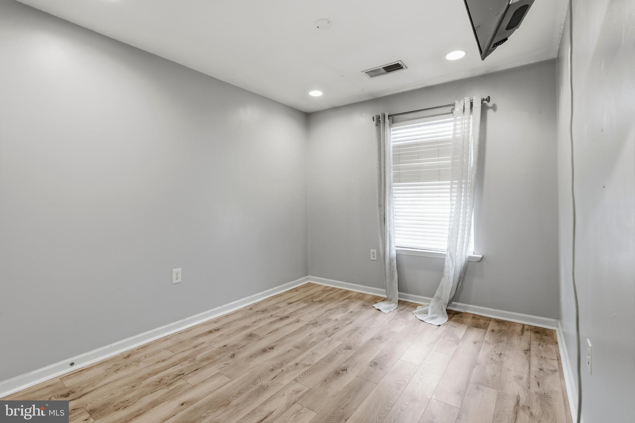MARLOWE WOODS - Residential