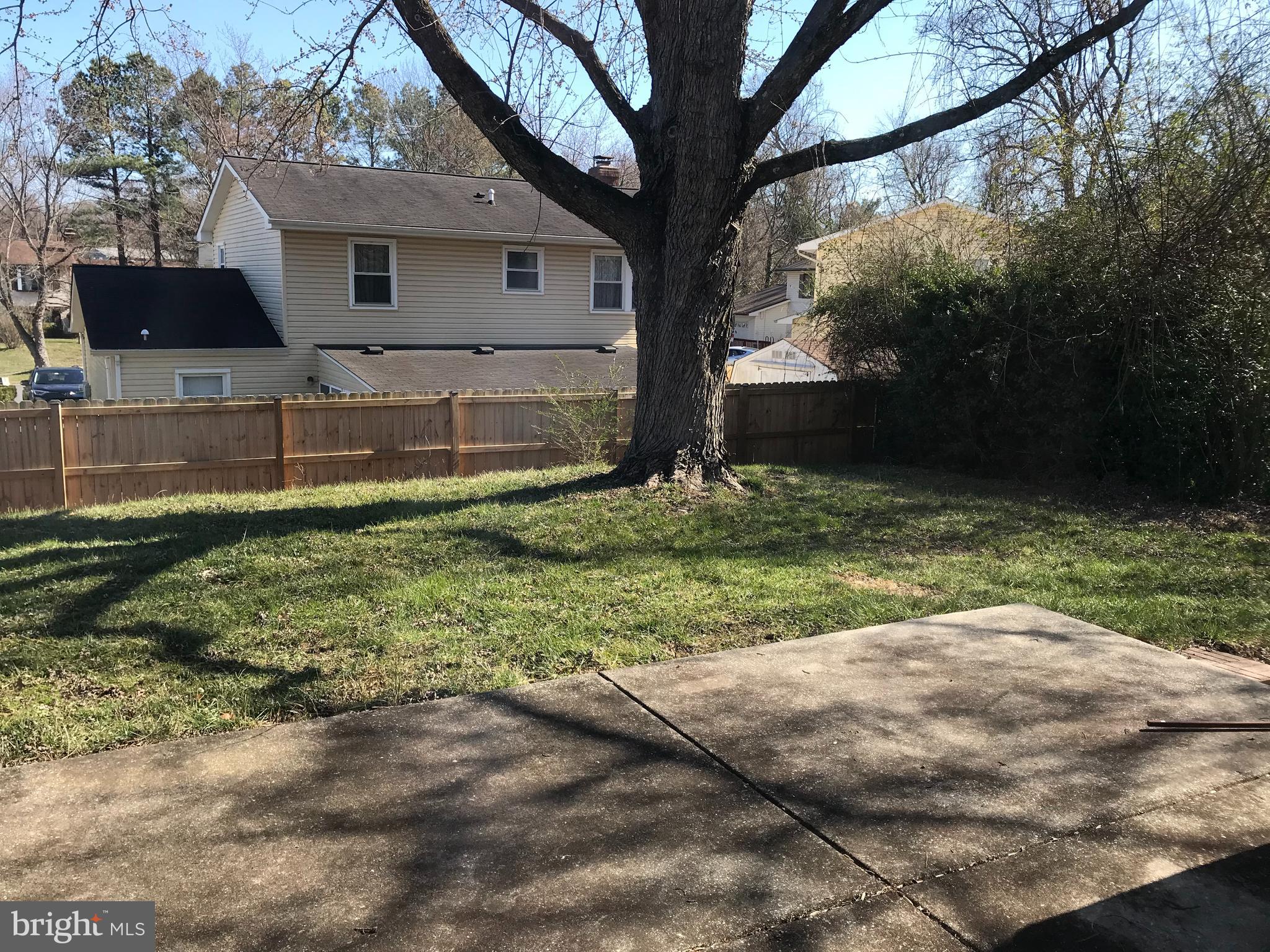 FOUR SEASONS ESTATES - Residential Lease