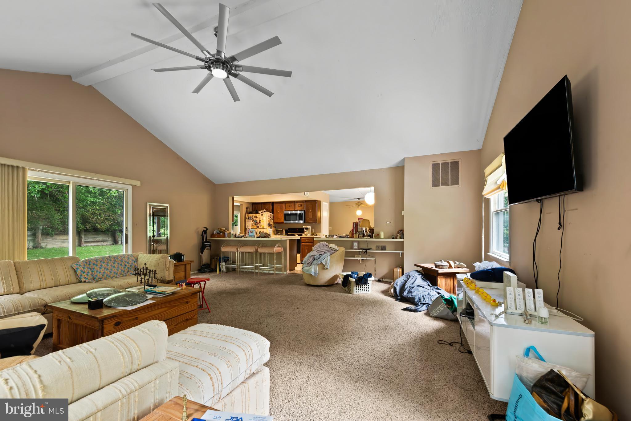 ROLLING KNOLLS - Residential