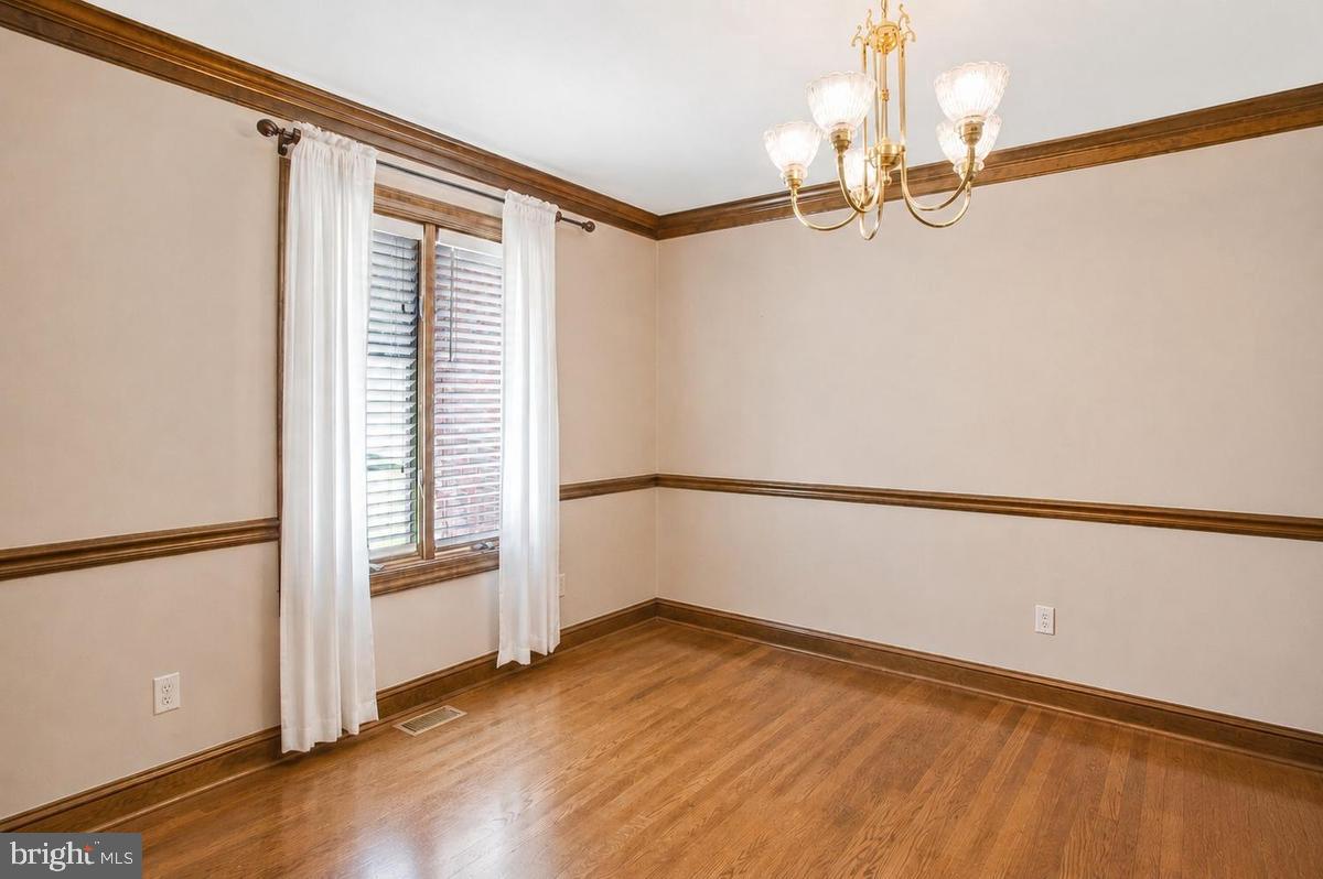 OWENSVILLE - Residential
